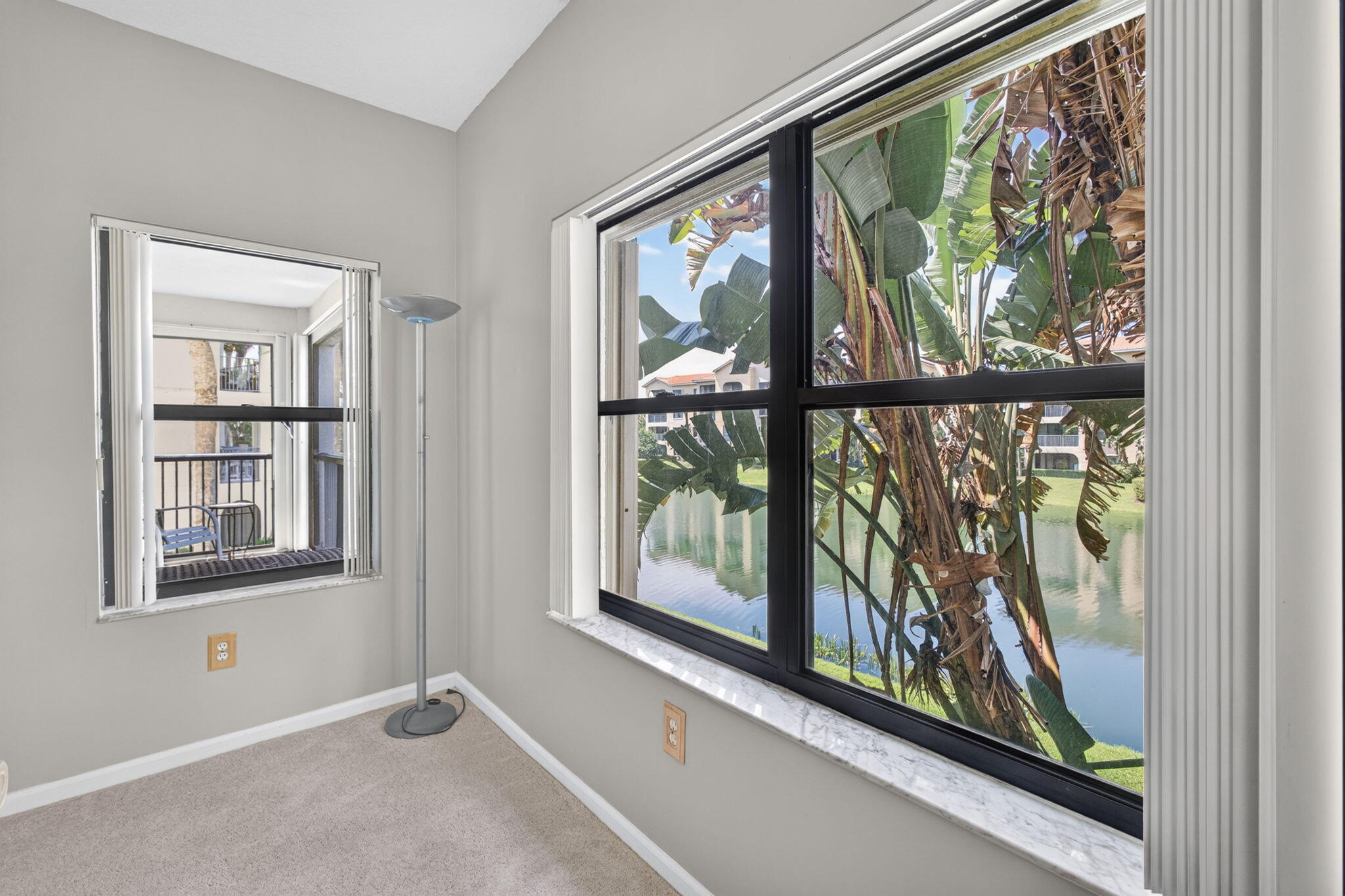 500 UNO LAGO Drive 201