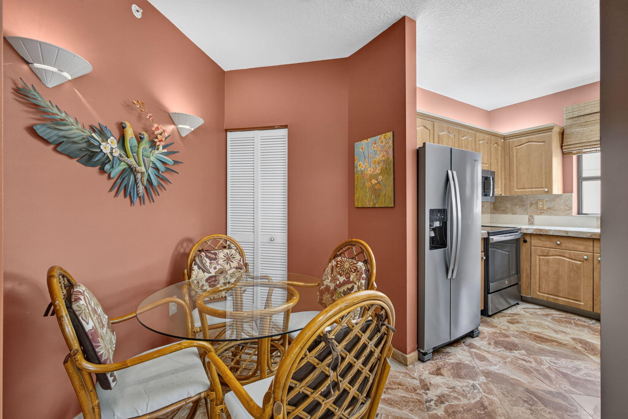 500 UNO LAGO Drive 201
