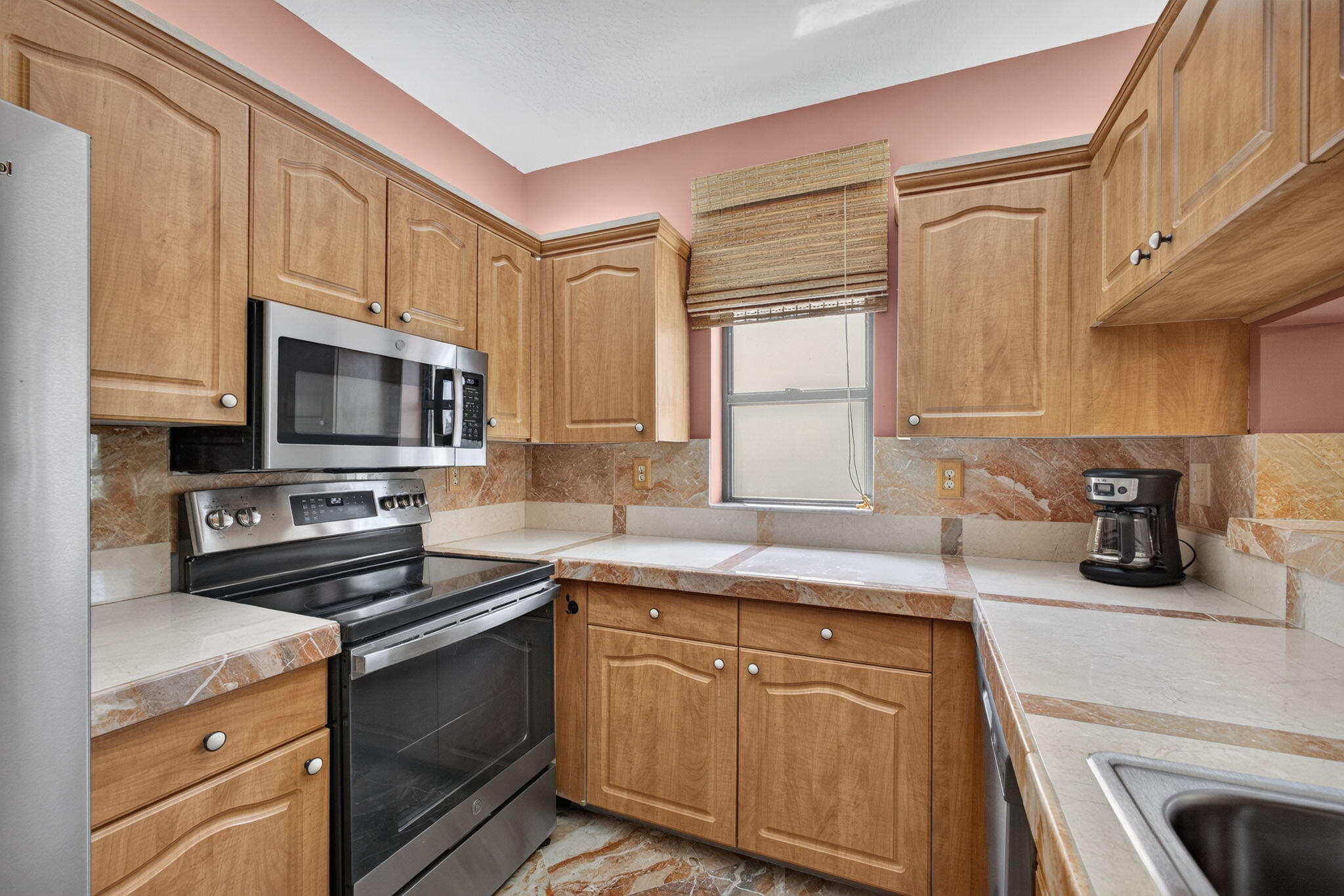 500 UNO LAGO Drive 201