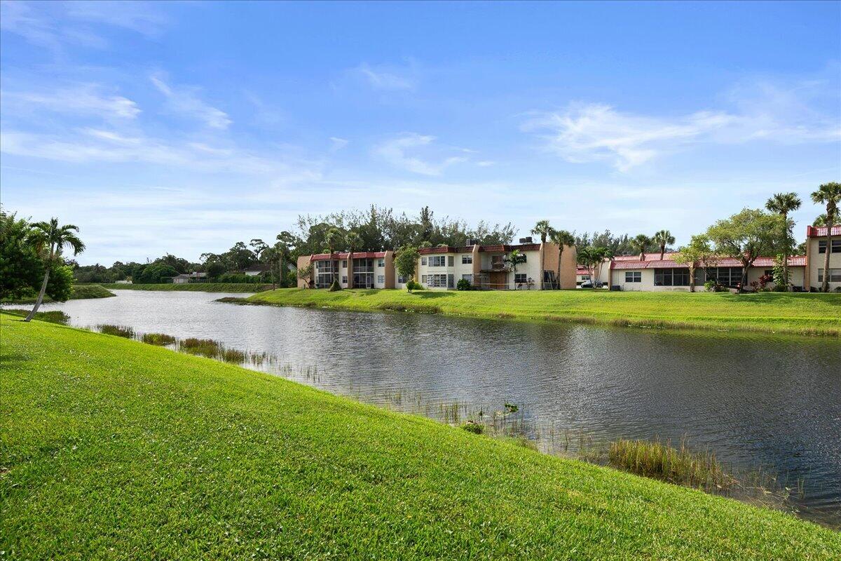 154 Lake Barbara Drive