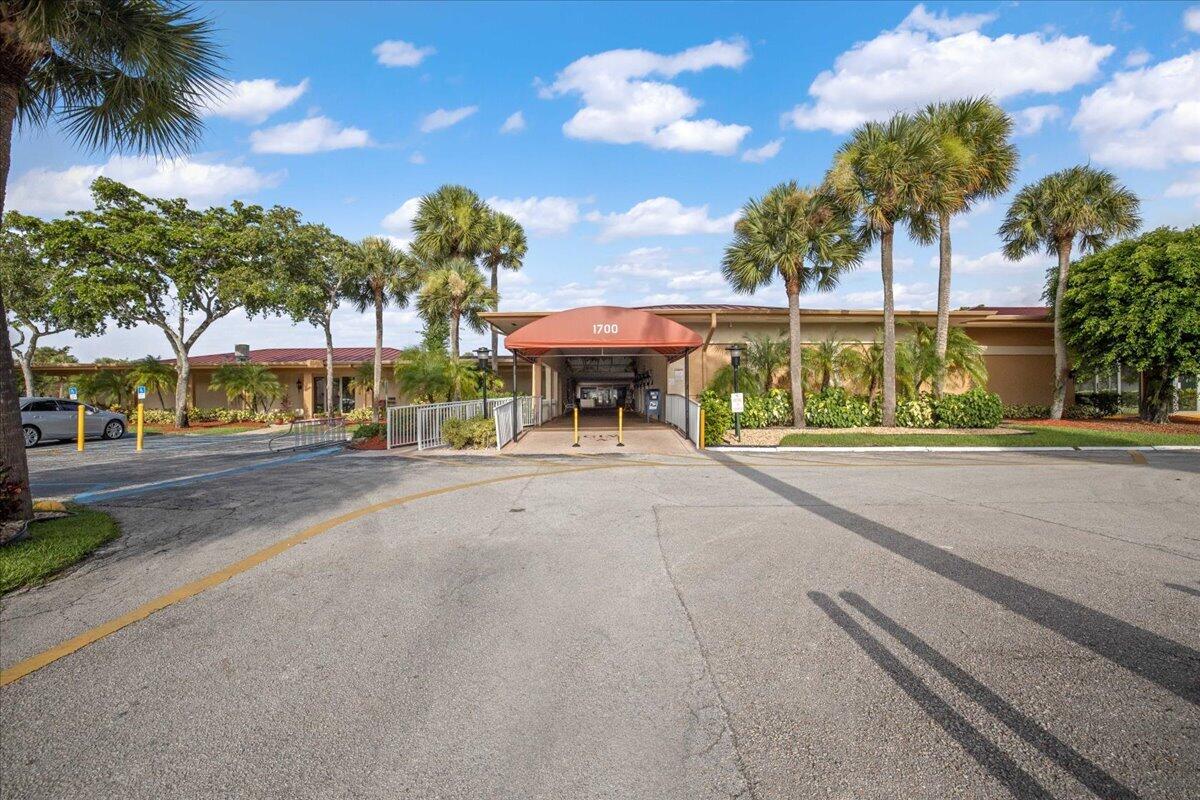 154 Lake Barbara Drive