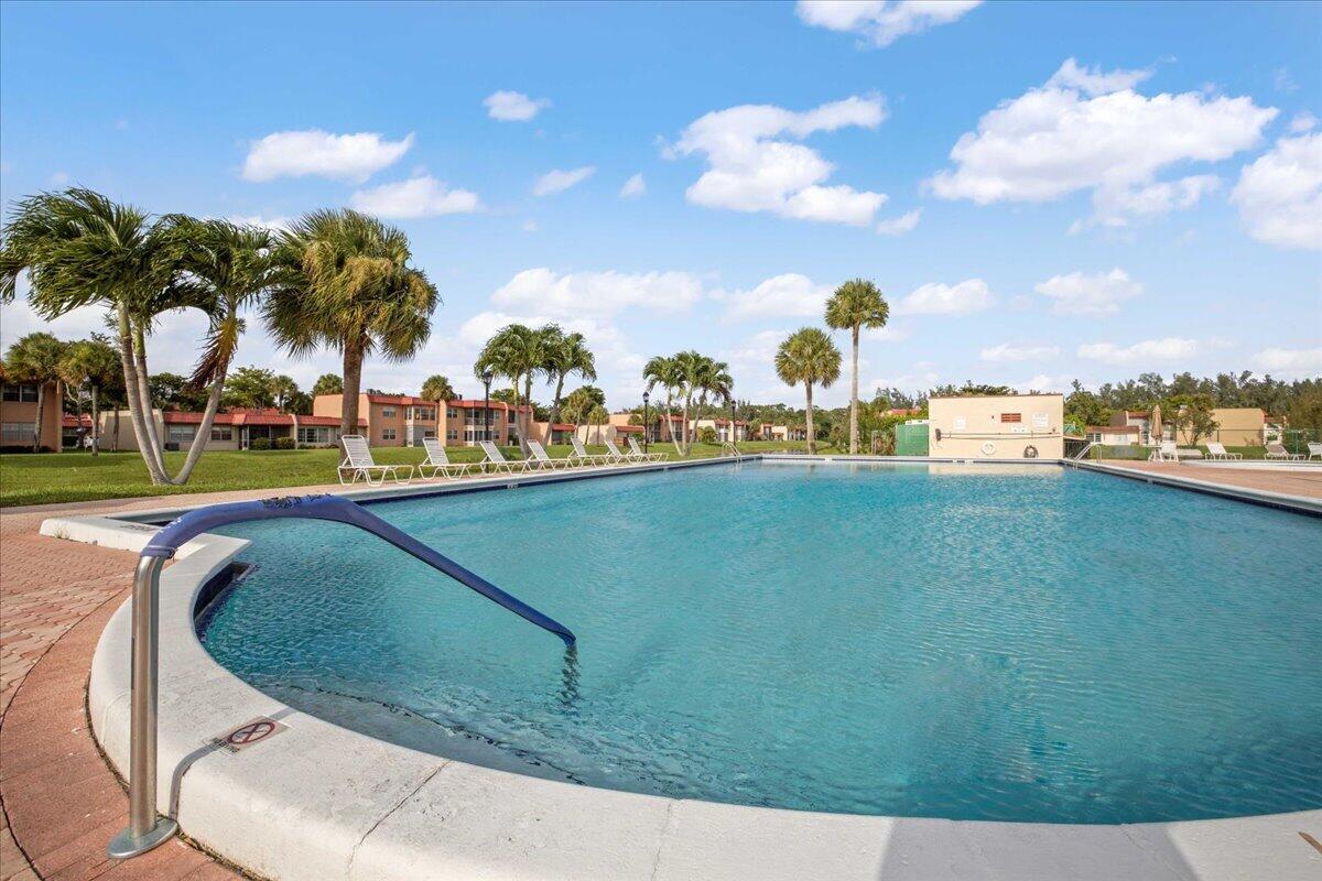 154 Lake Barbara Drive