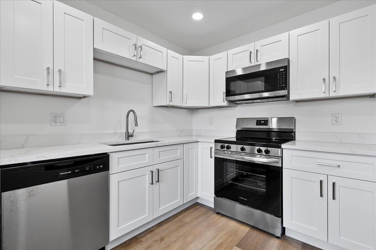154 Lake Barbara Drive