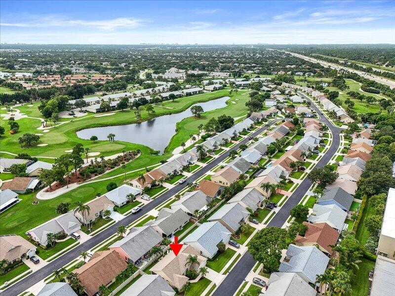 237 W MOCCASIN Trail W