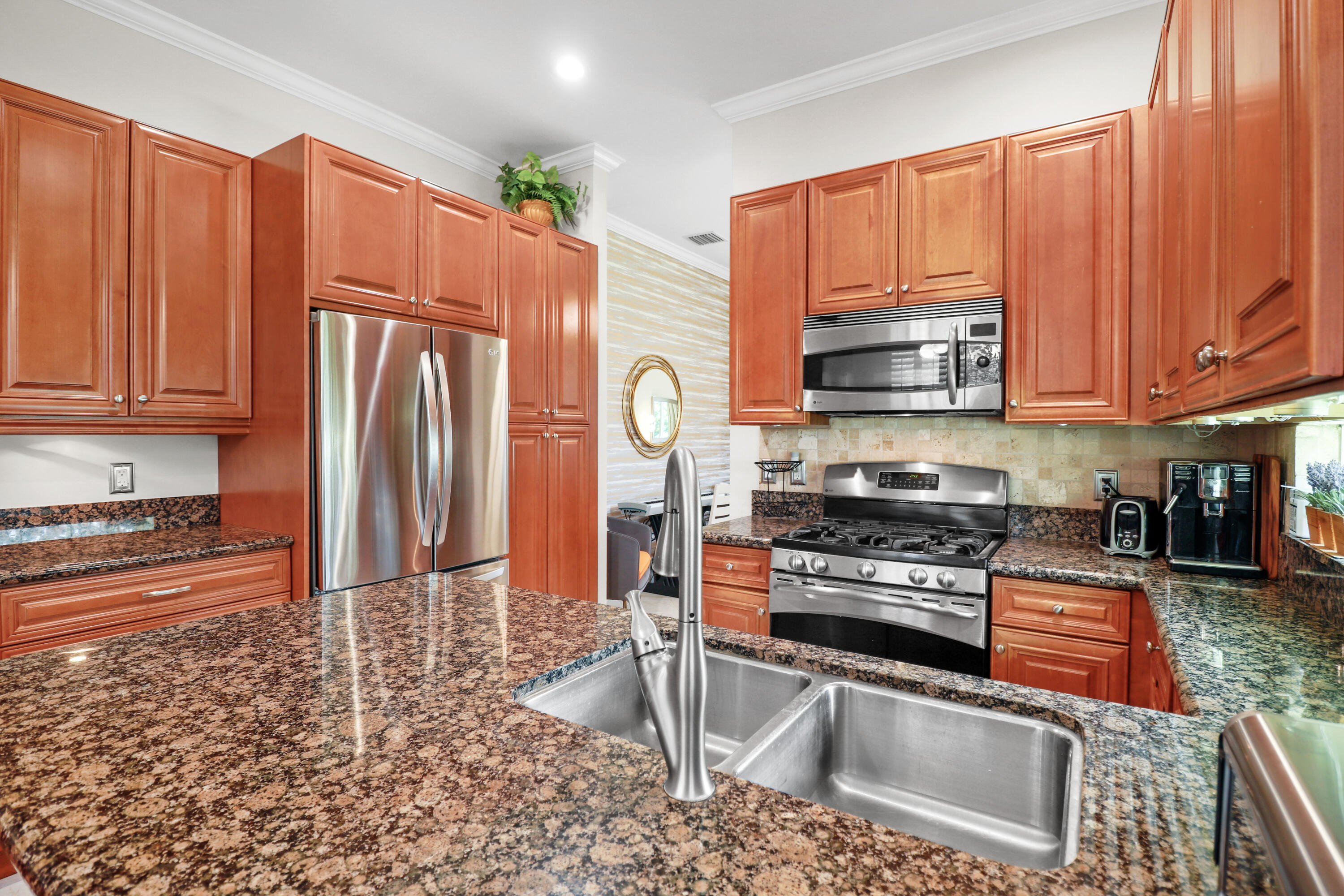 4496 HICKORY Drive