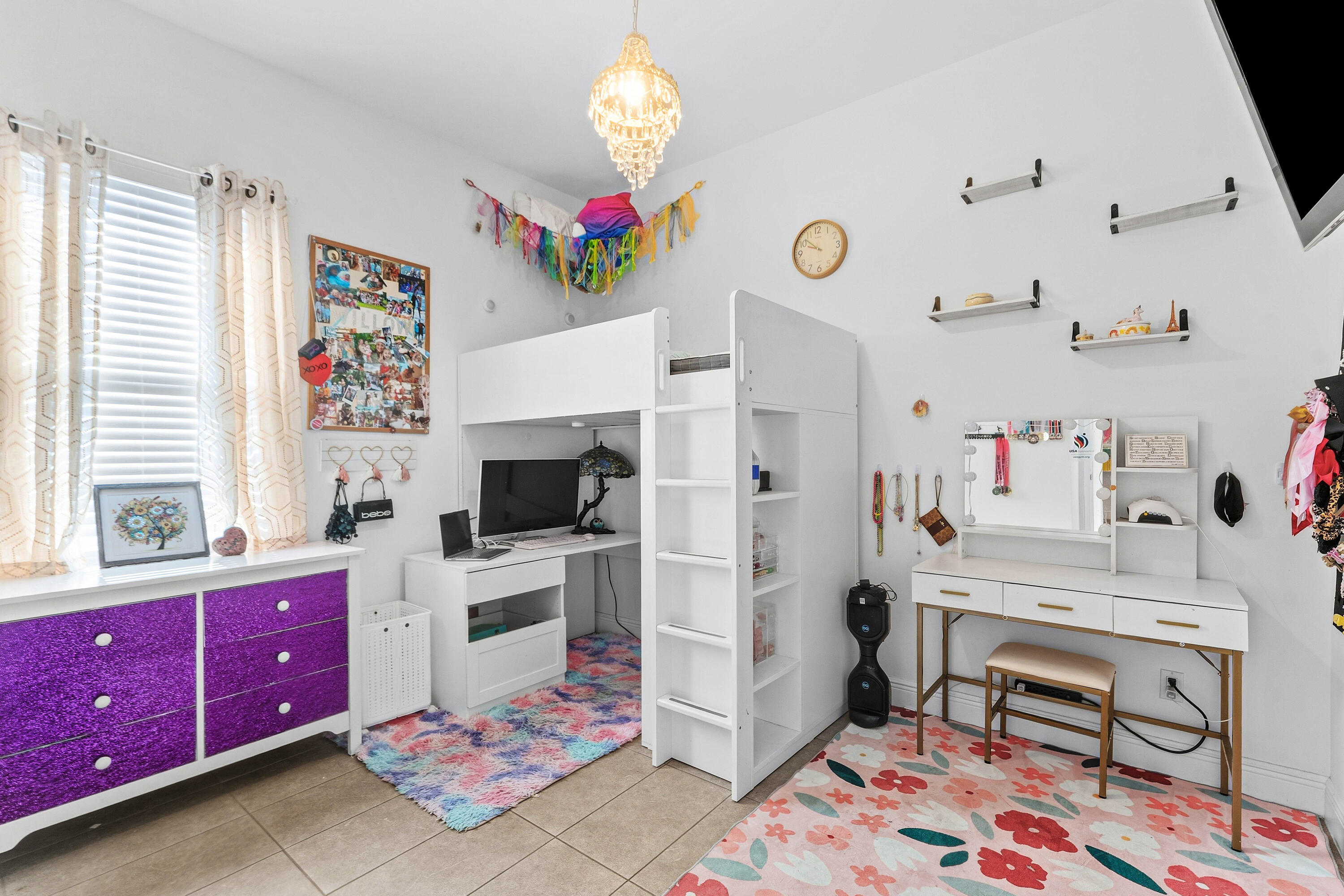 6855 4TH Street, Limestone Creek