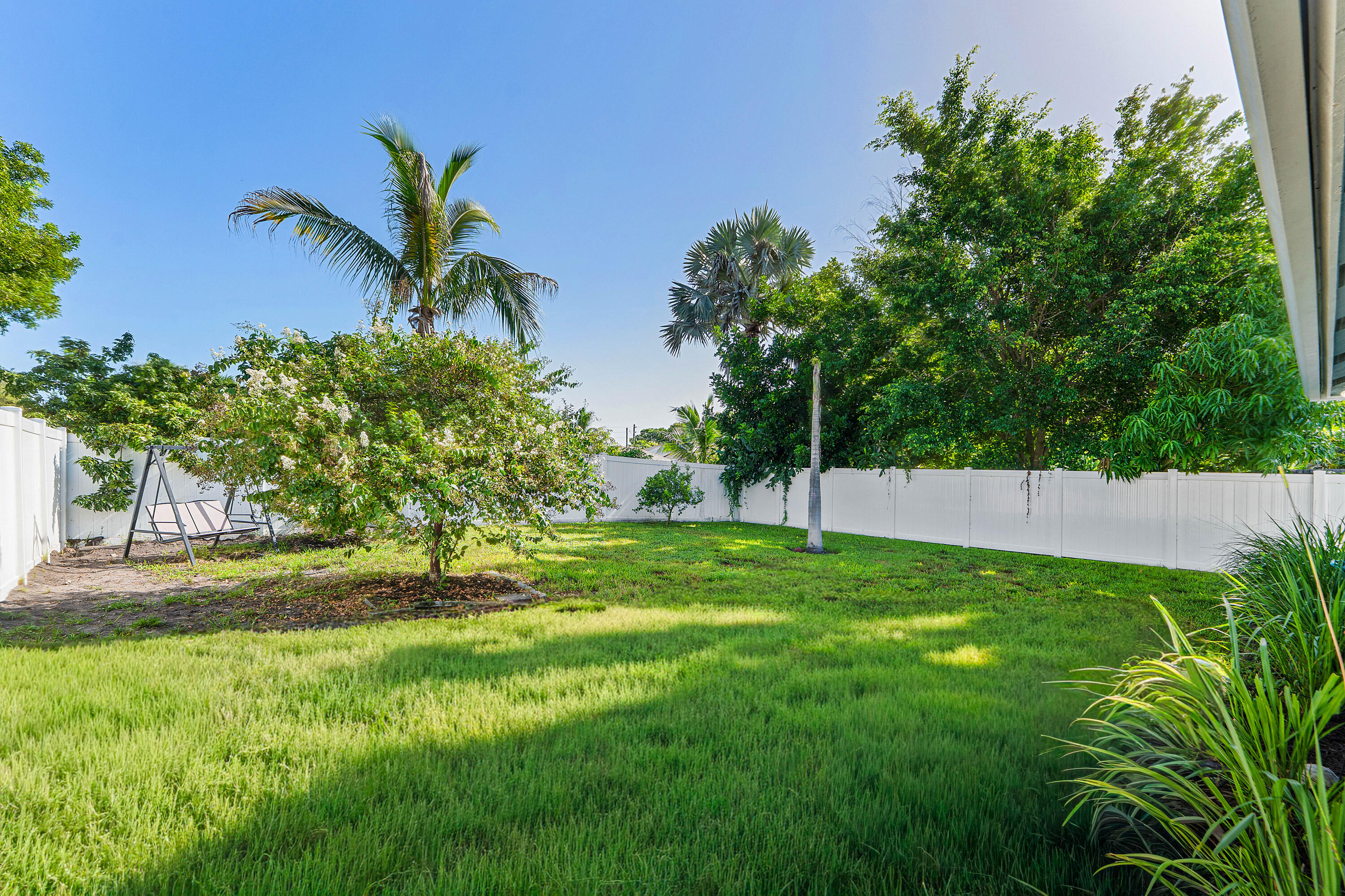 6855 4TH Street, Limestone Creek