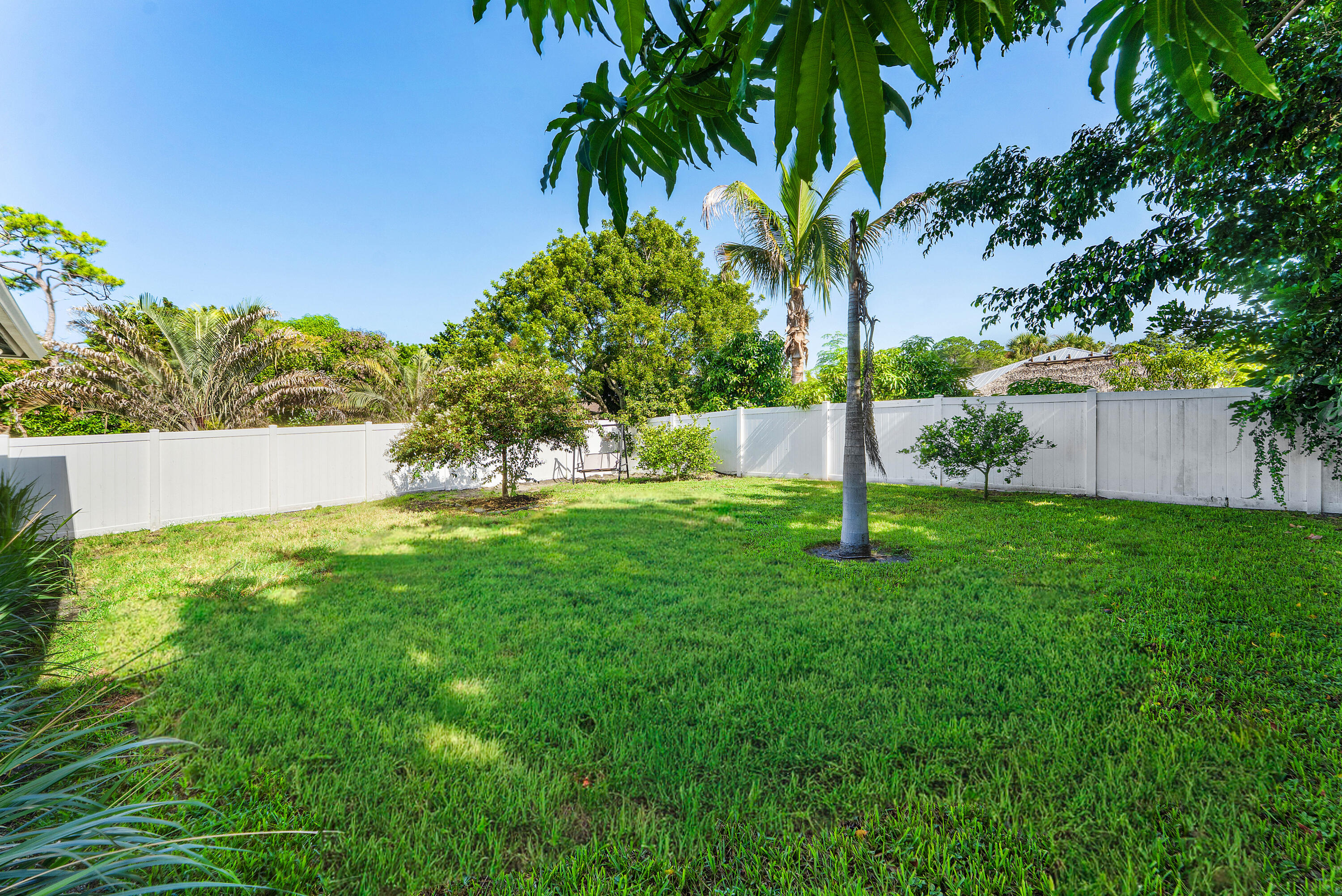 6855 4TH Street, Limestone Creek