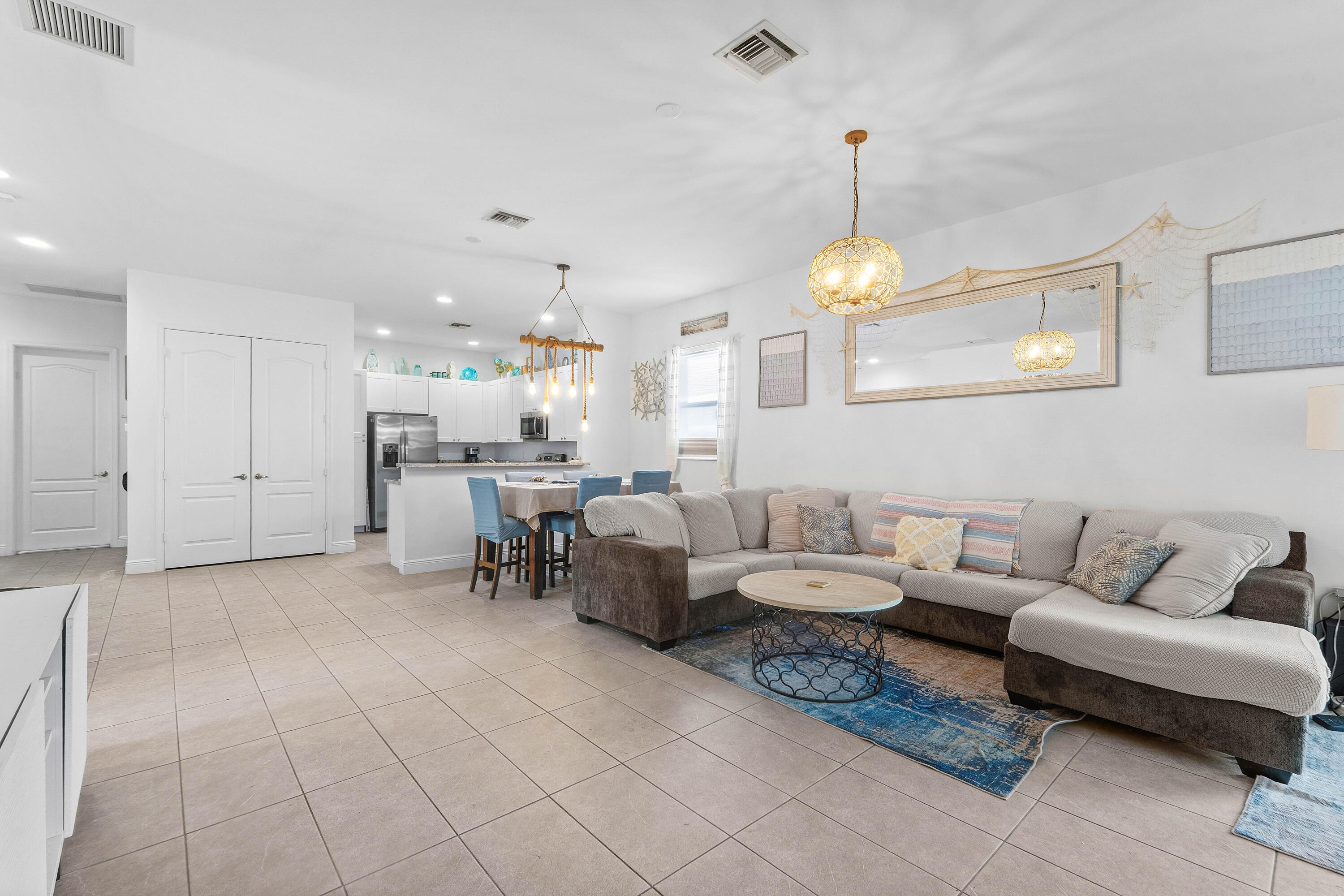 6855 4TH Street, Limestone Creek