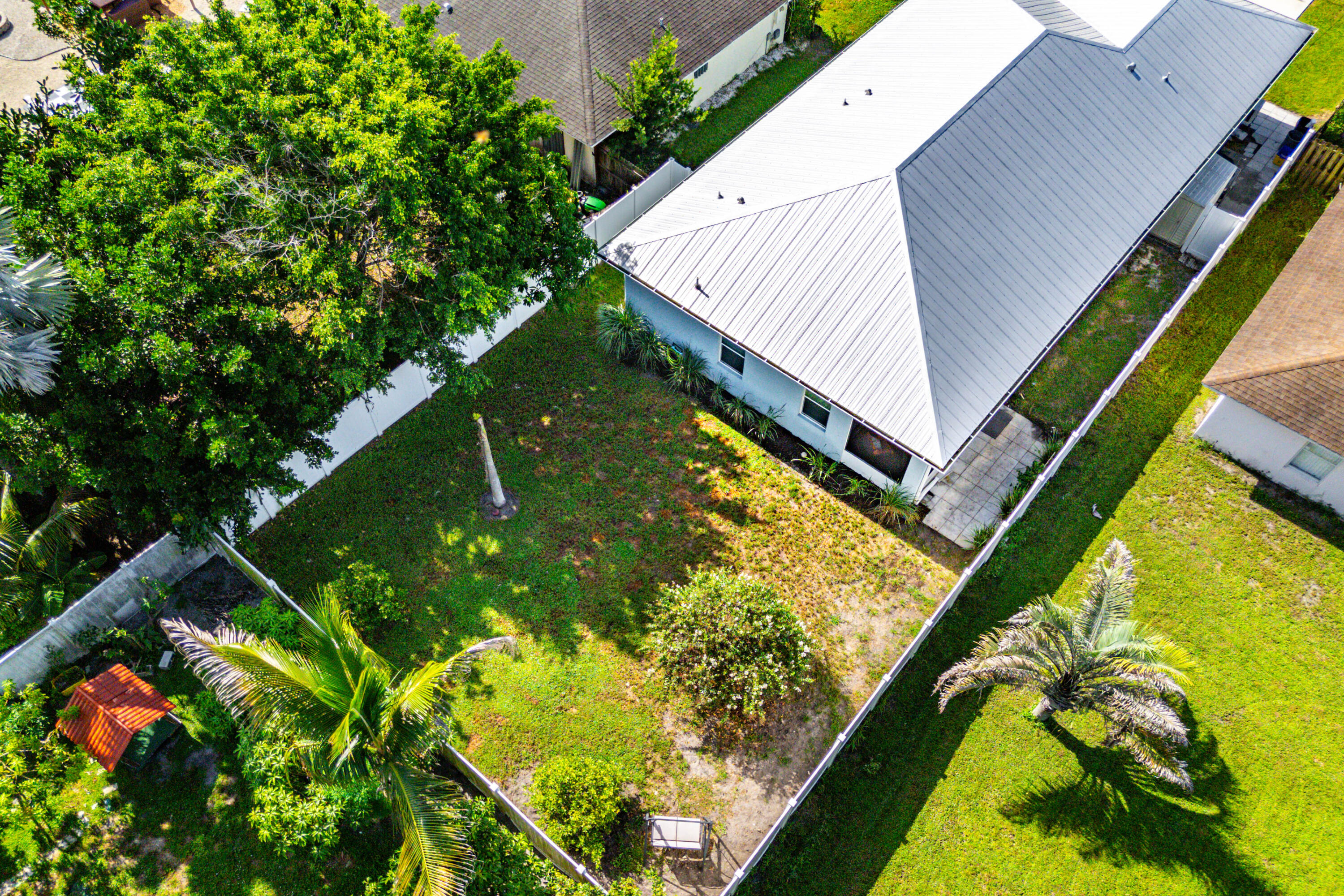 6855 4TH Street, Limestone Creek