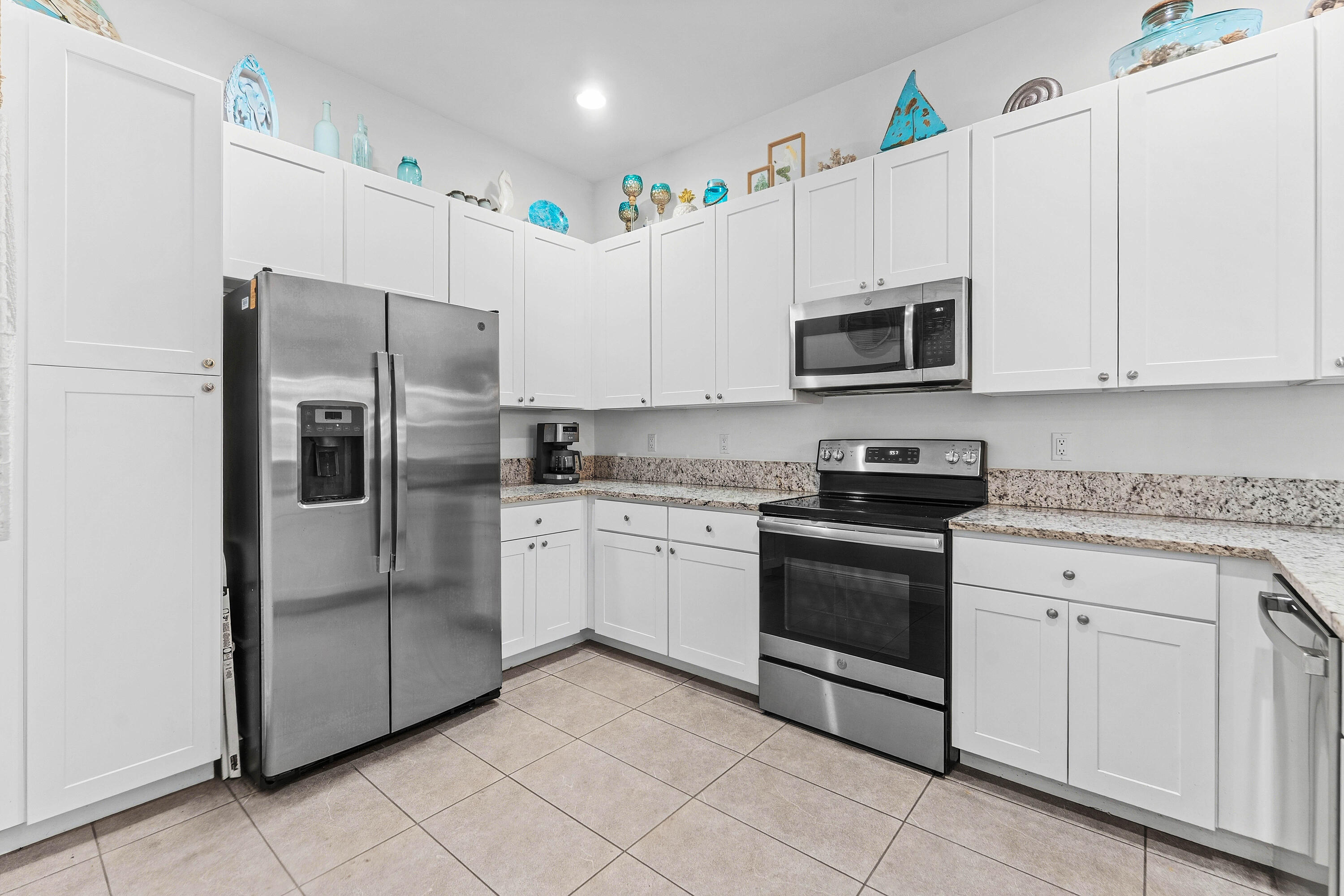 6855 4TH Street, Limestone Creek