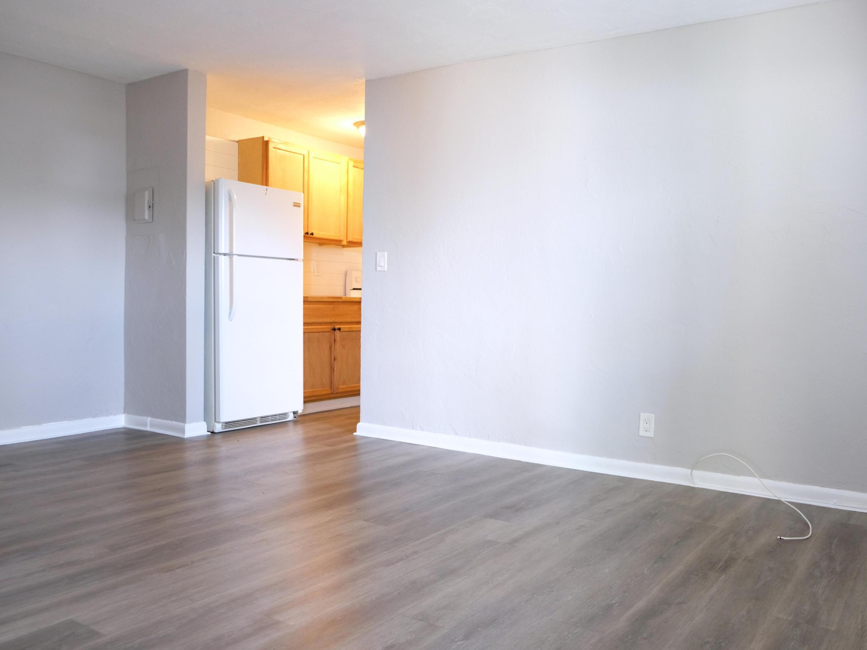 1009 9TH Street 1