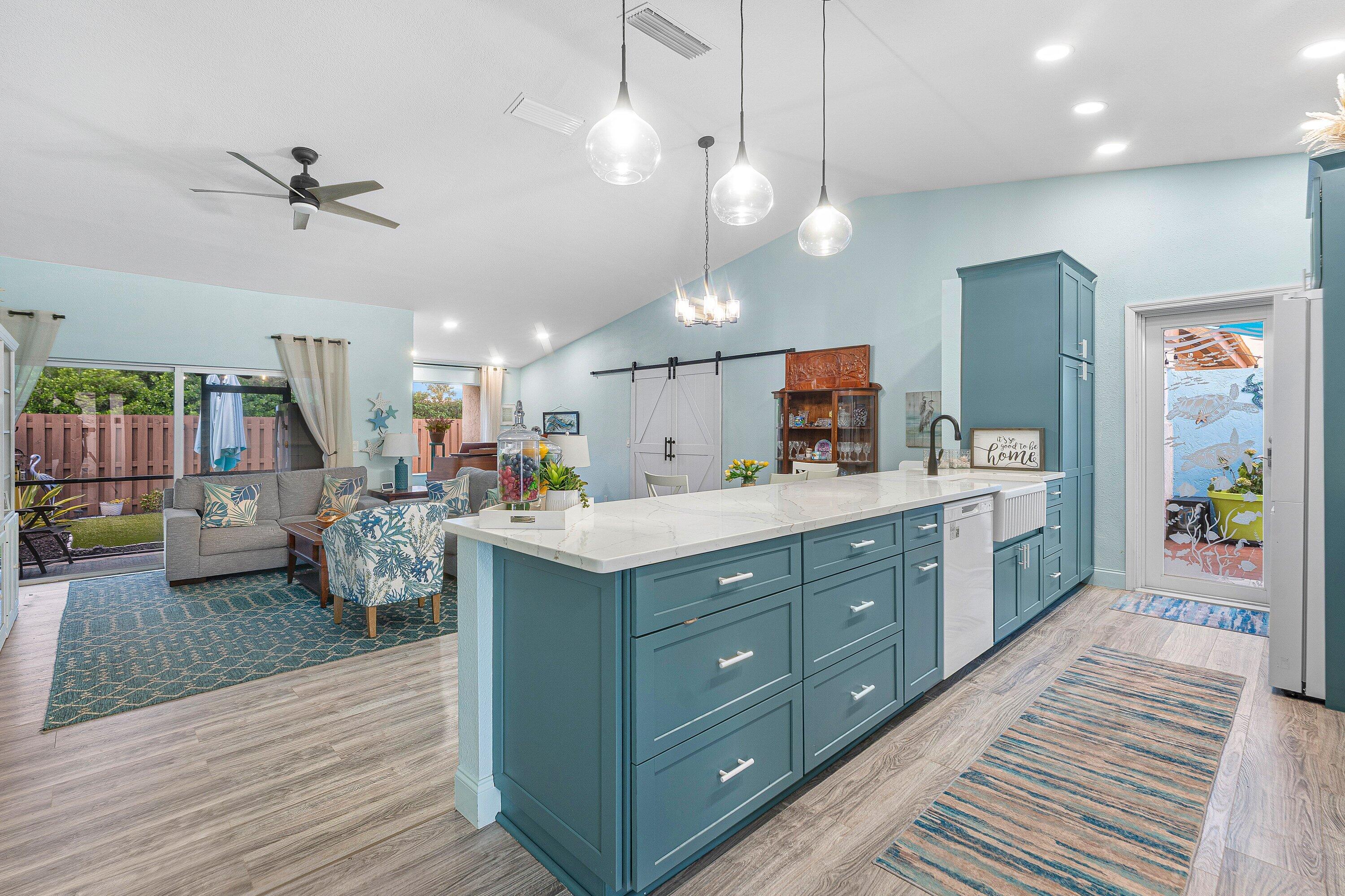 5225 Spice Drive