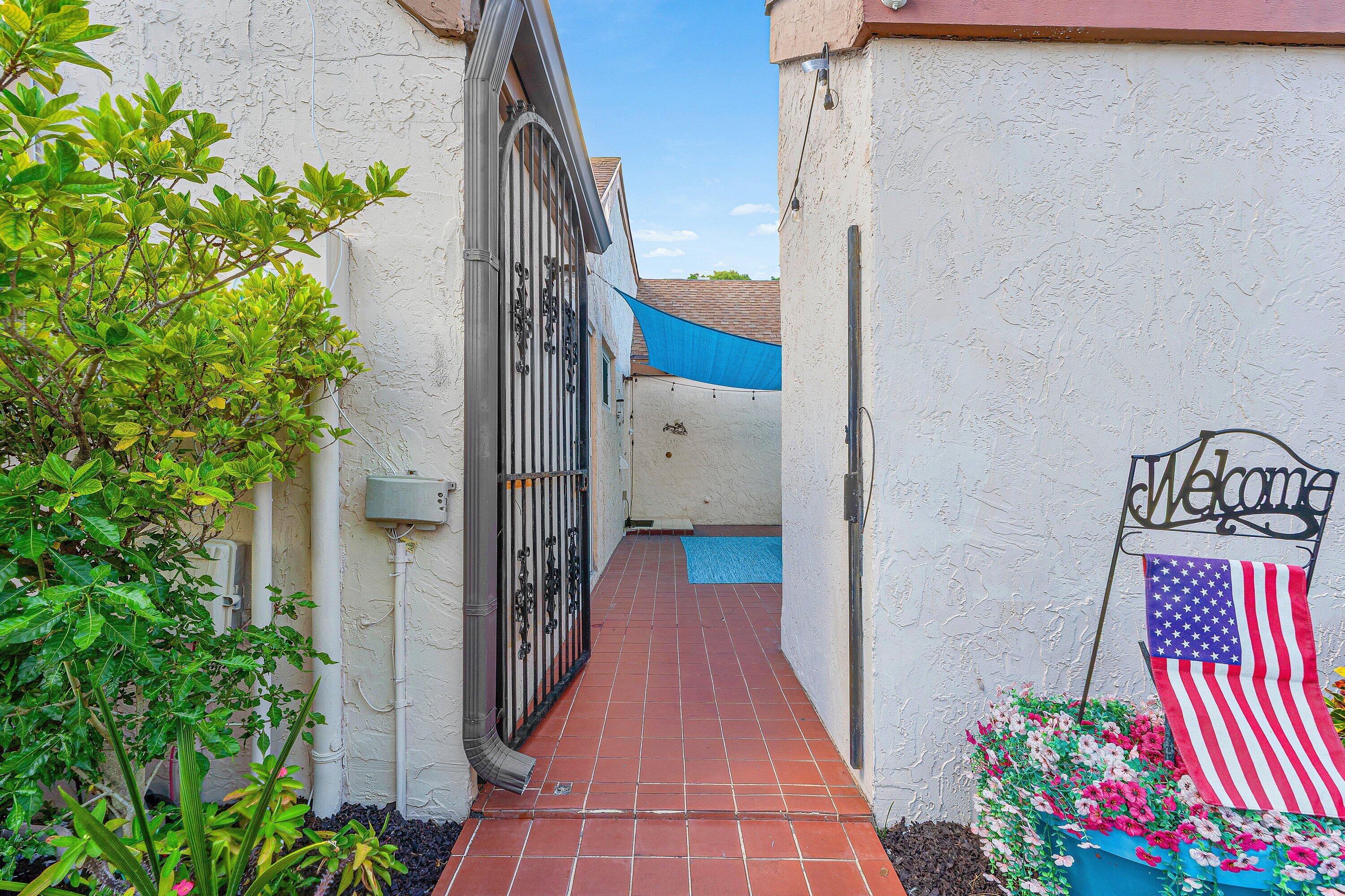 5225 Spice Drive