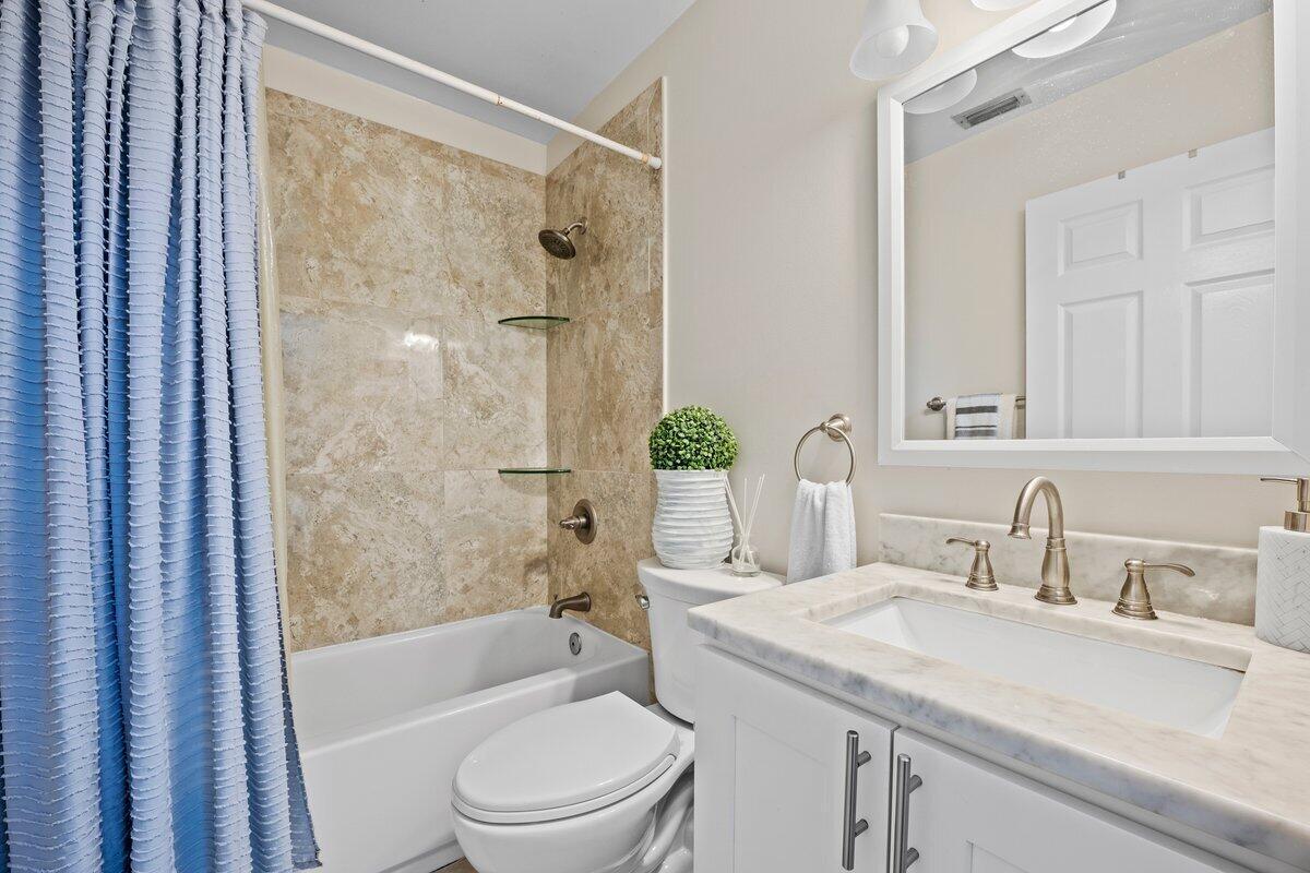 12538 WESTHAMPTON Circle