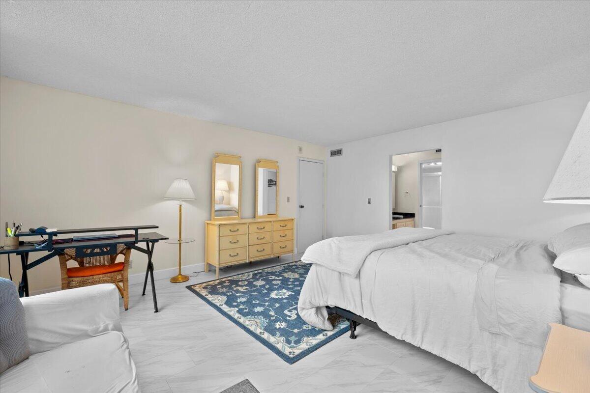 5440 N OCEAN Drive 706