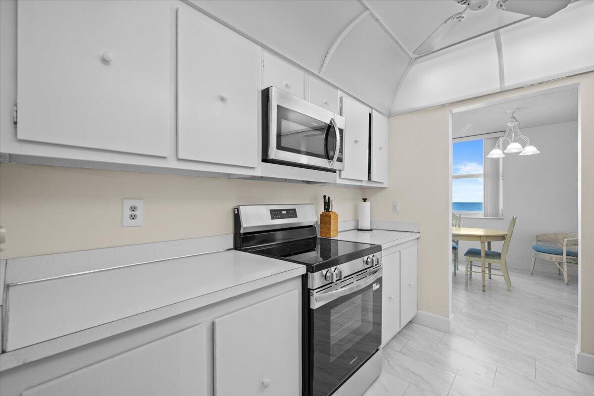 5440 N OCEAN Drive 706