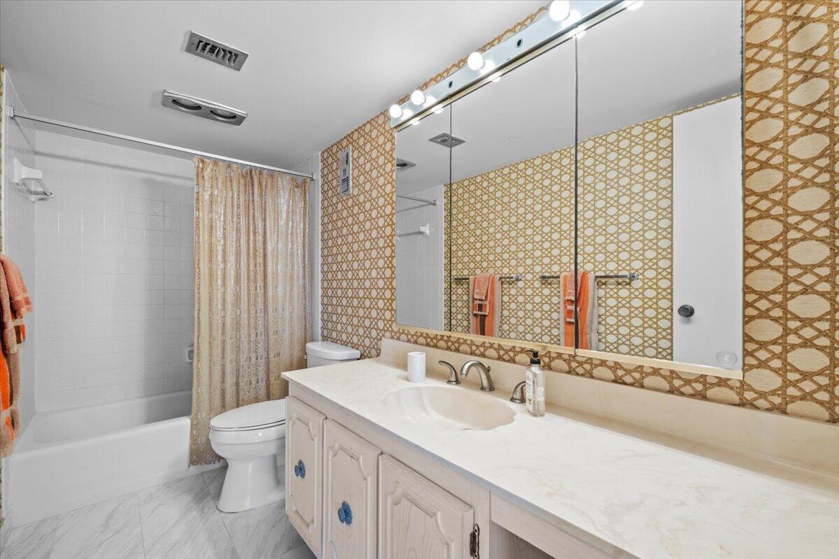 5440 N OCEAN Drive 706
