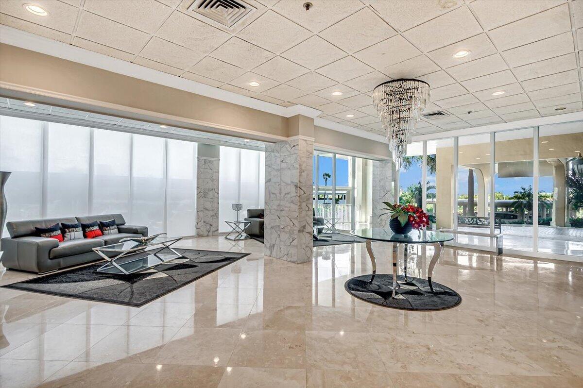 5440 N OCEAN Drive 706