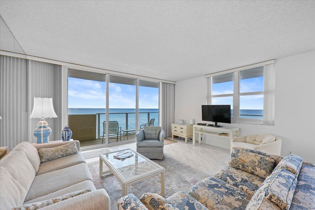 5440 N OCEAN Drive 706
