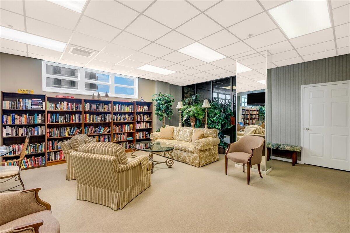 5440 N OCEAN Drive 706