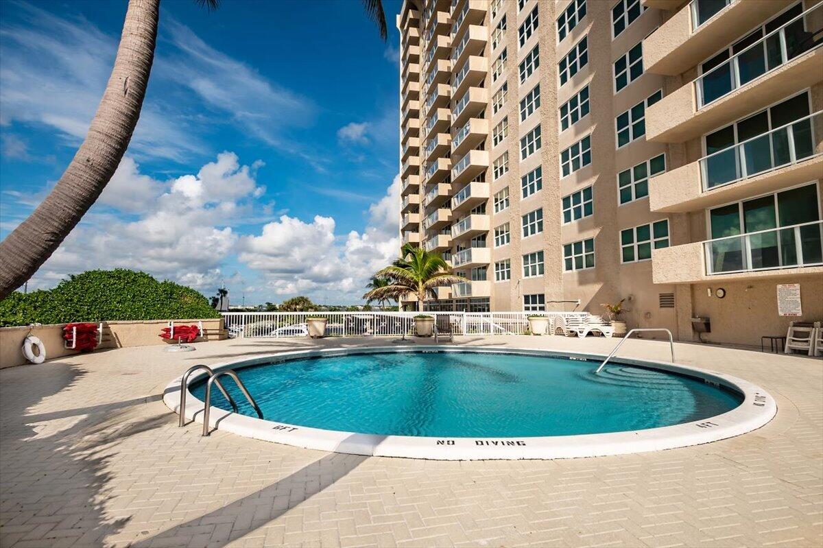 5440 N OCEAN Drive 706