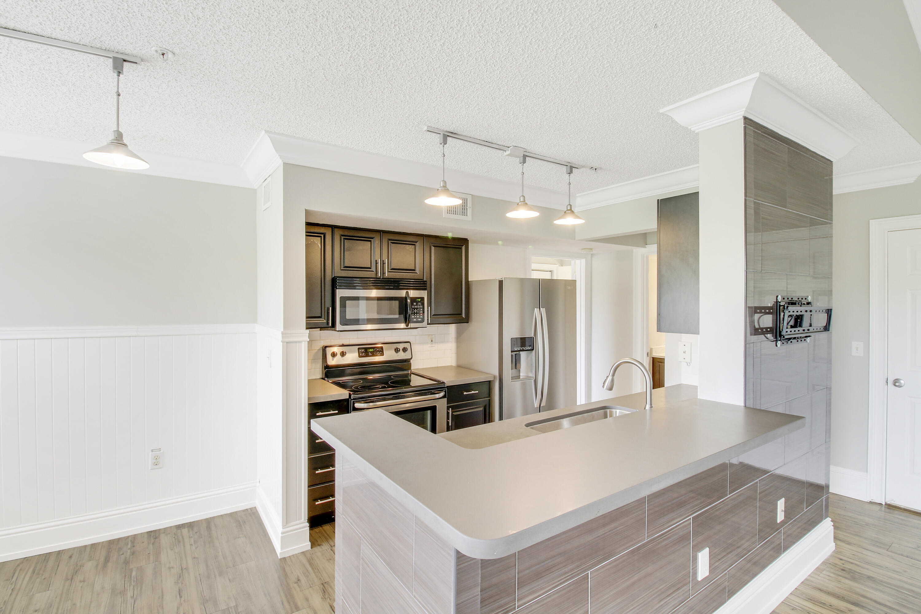 254 Village Boulevard 4303