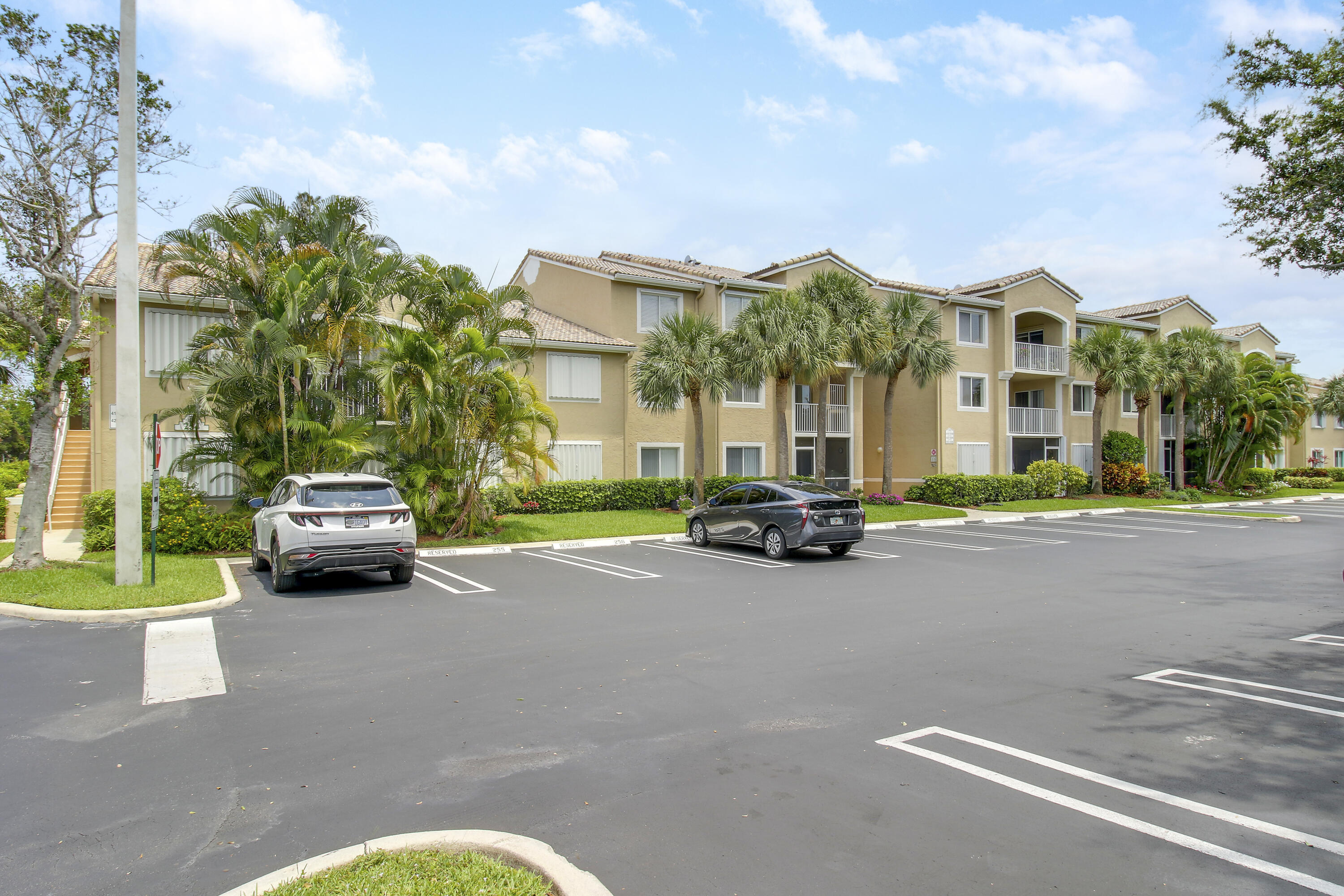 254 Village Boulevard 4303