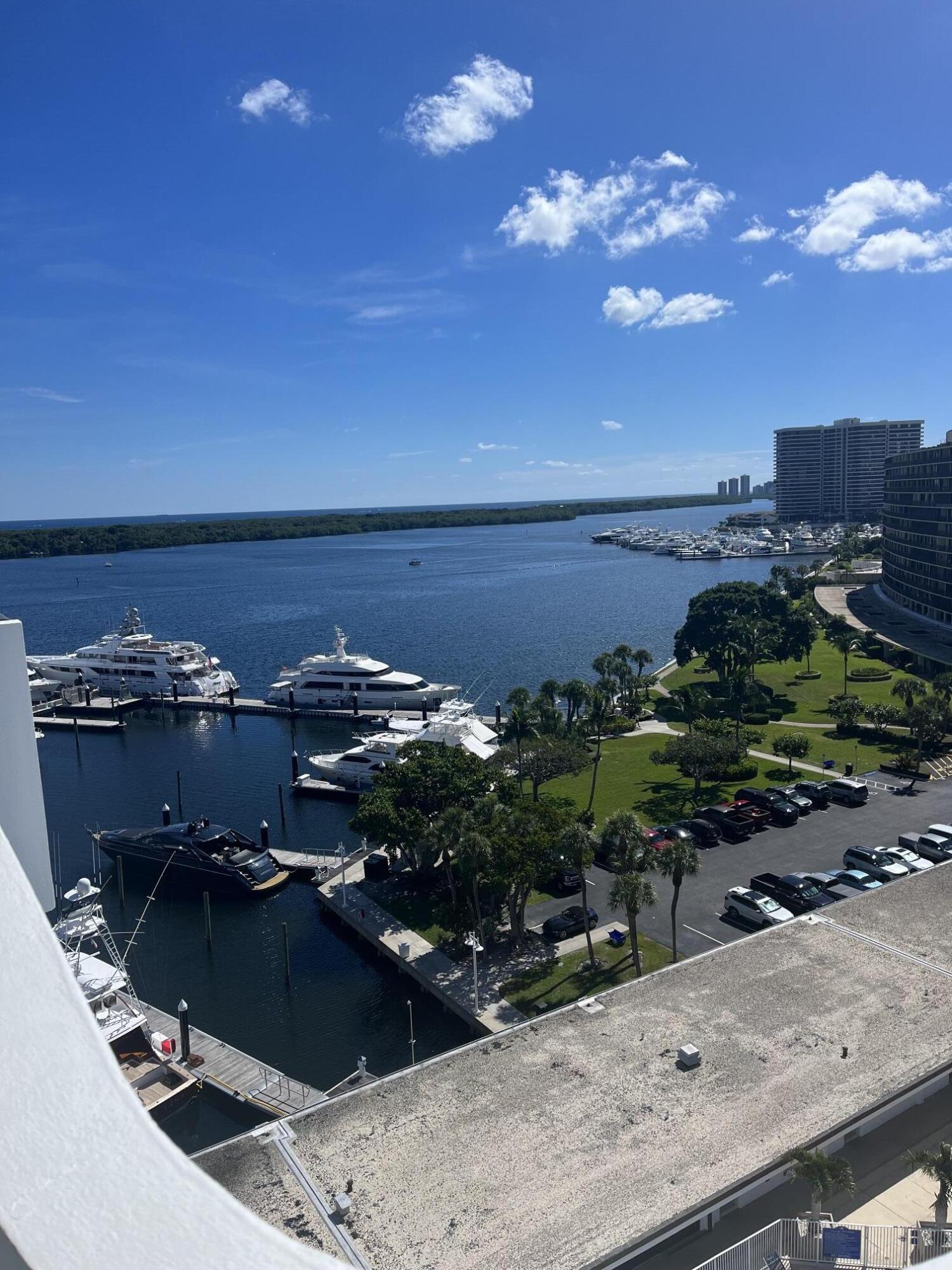 1208 MARINE Way 905