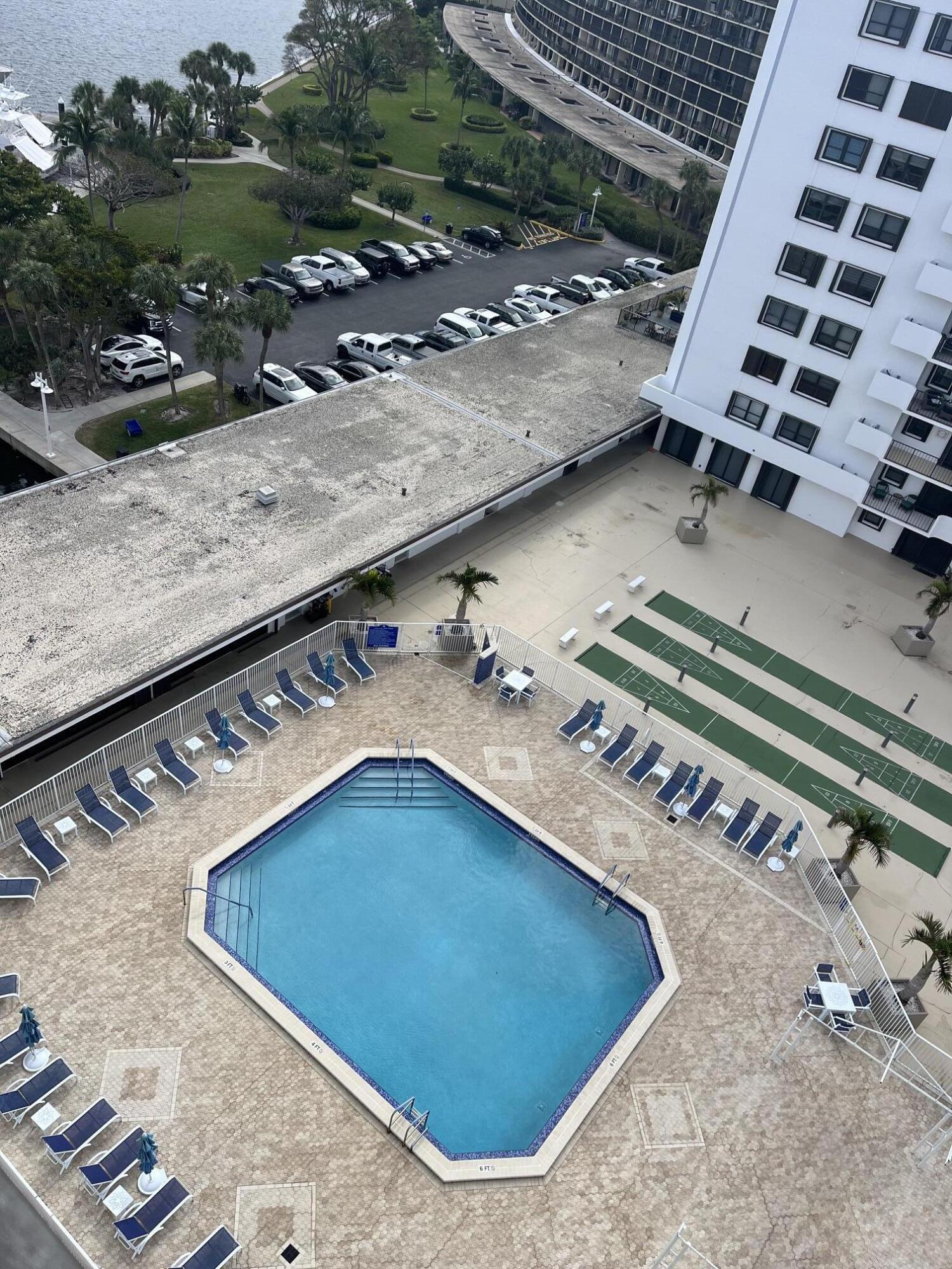 1208 MARINE Way 905