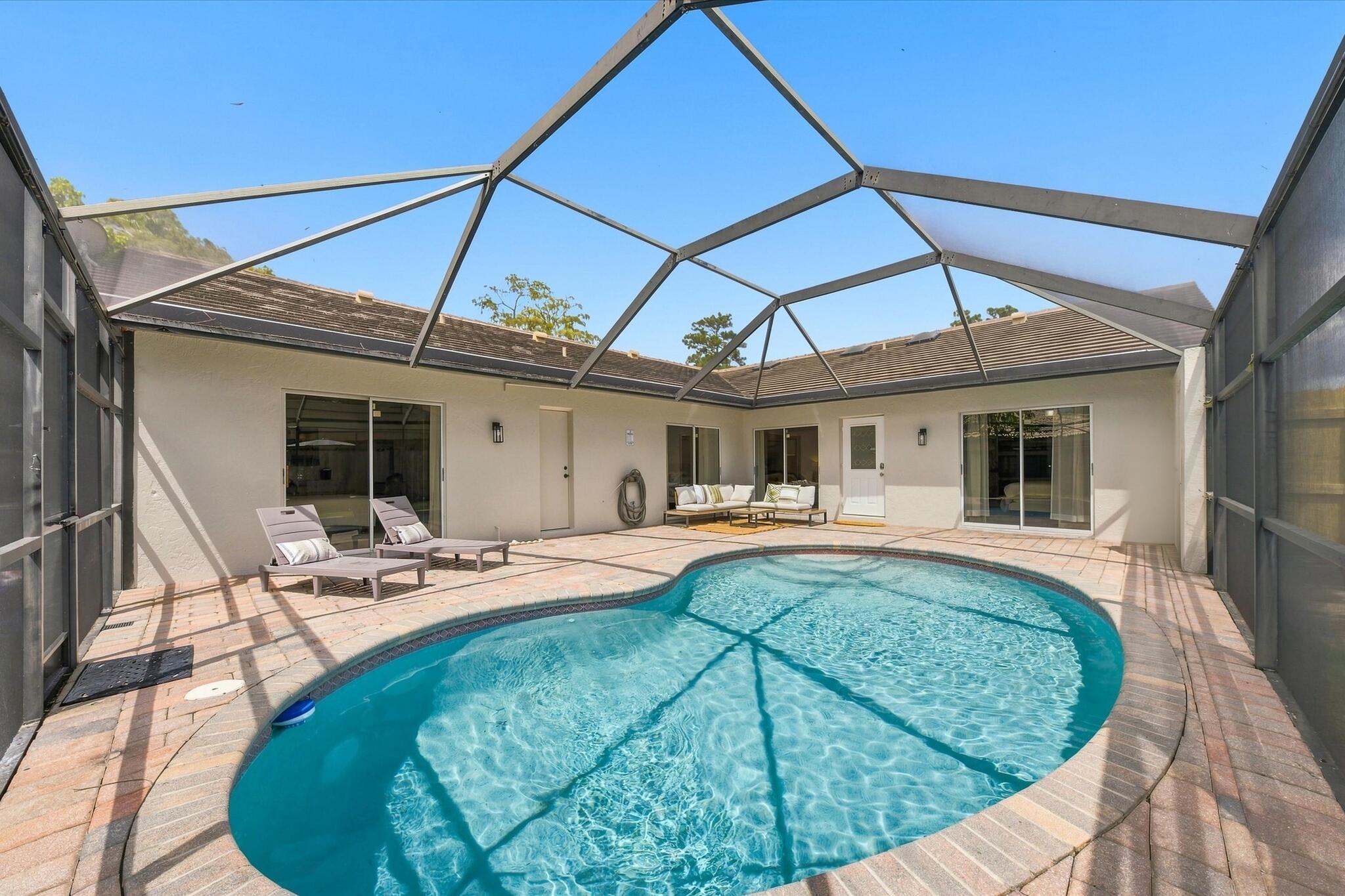 1343 Periwinkle Place