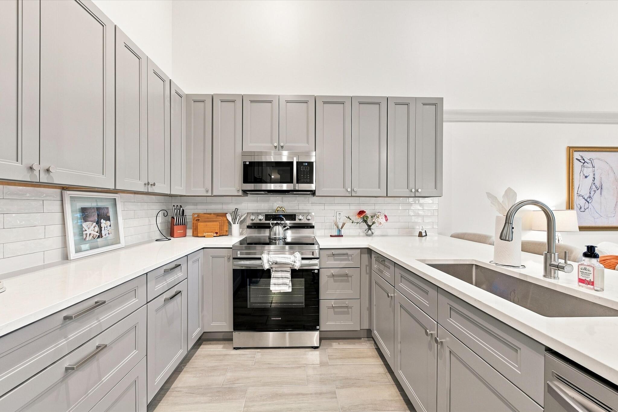 1343 Periwinkle Place
