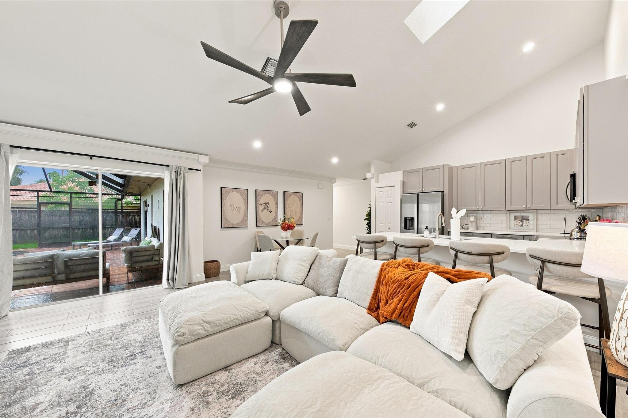 1343 Periwinkle Place