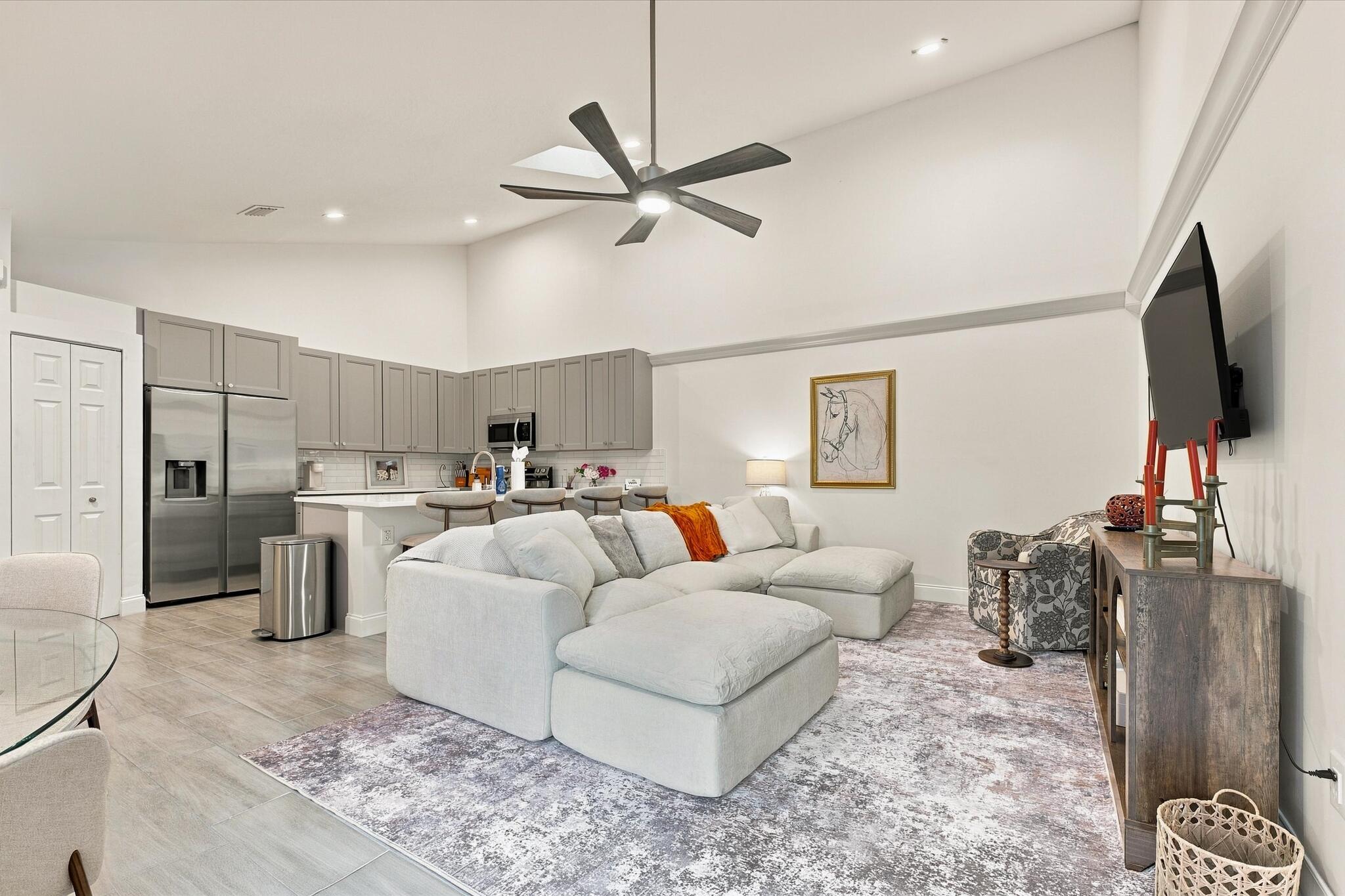 1343 Periwinkle Place
