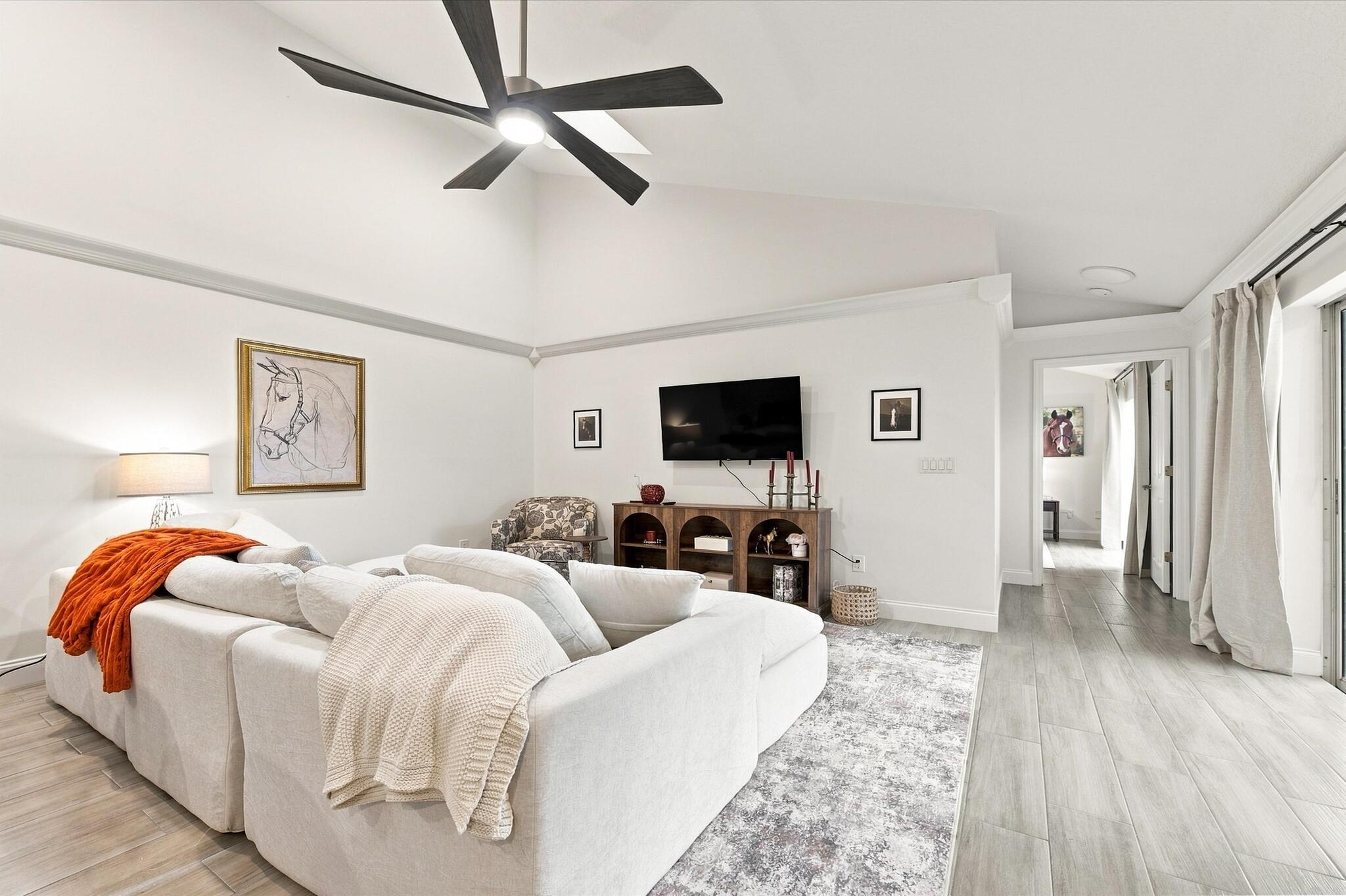 1343 Periwinkle Place