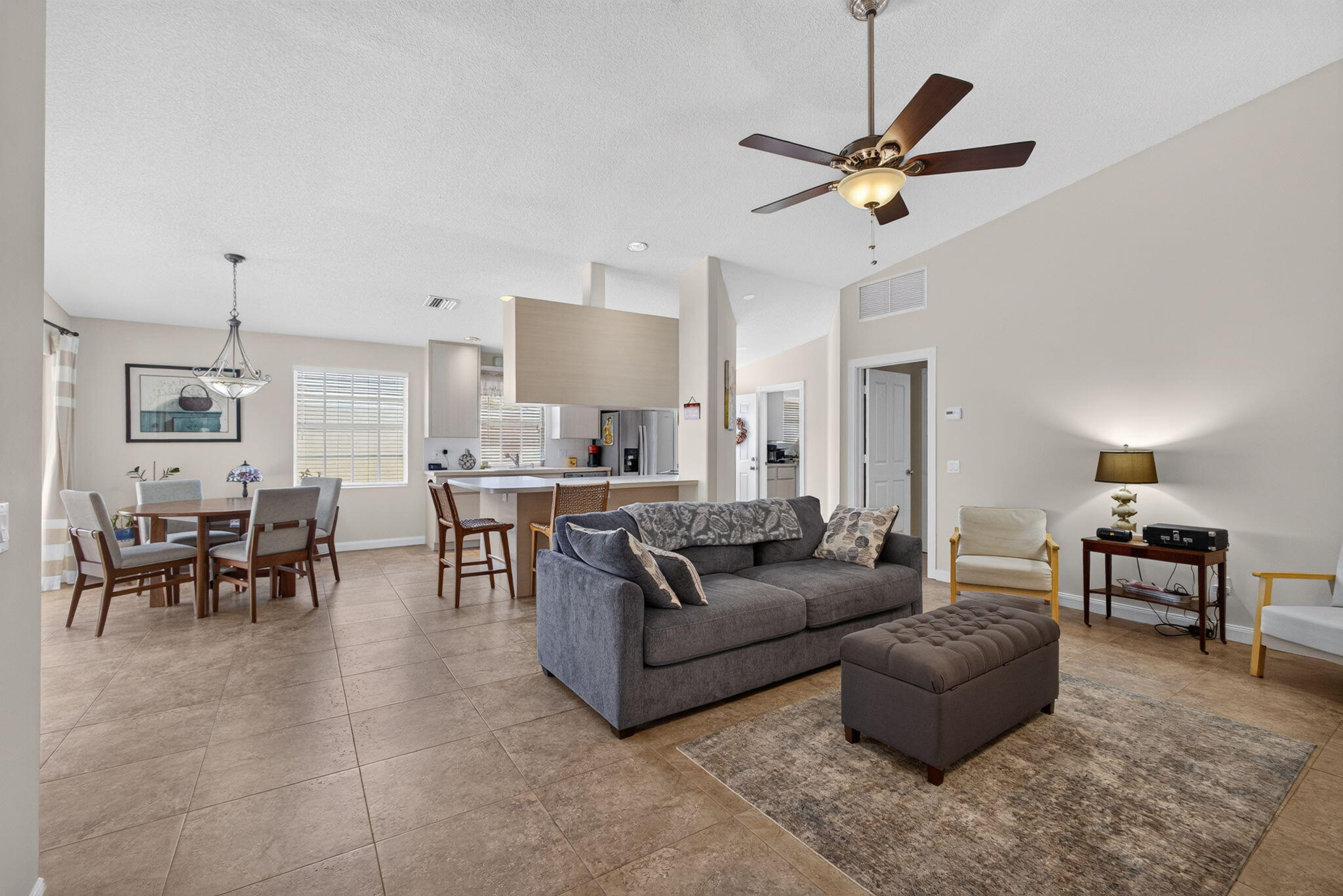4238 ROYAL OAK Drive
