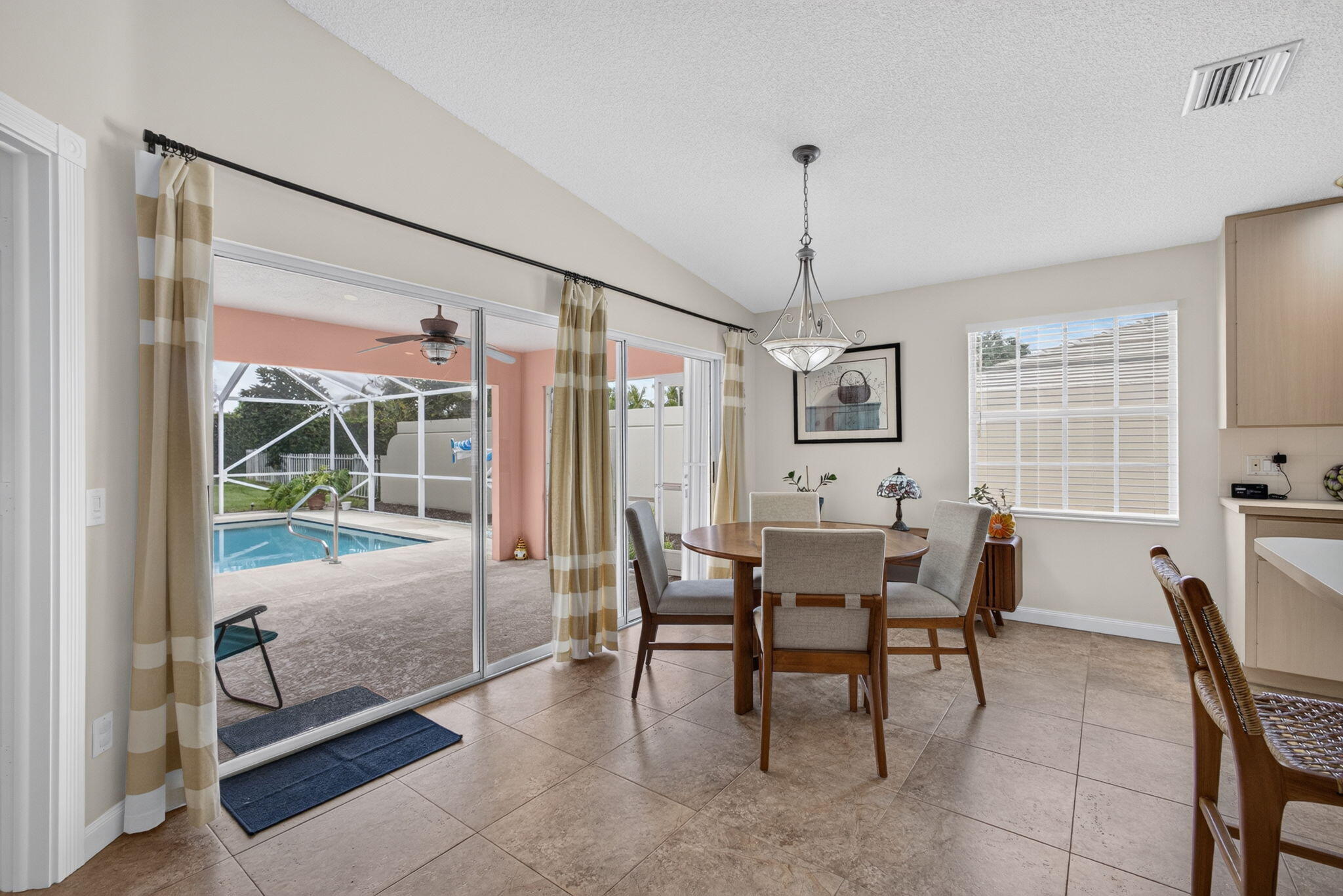4238 ROYAL OAK Drive