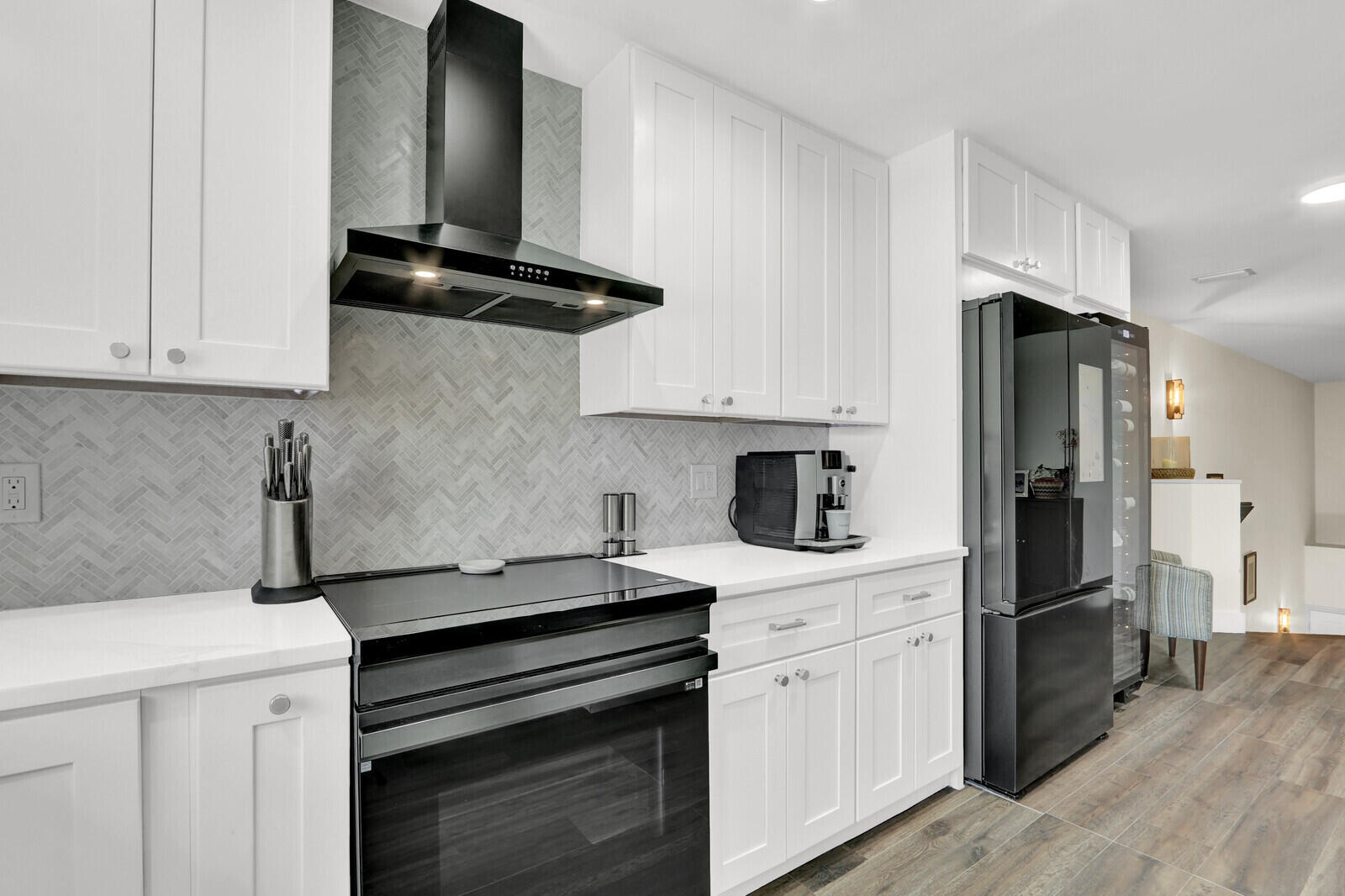 1506 Mizzenmast Way