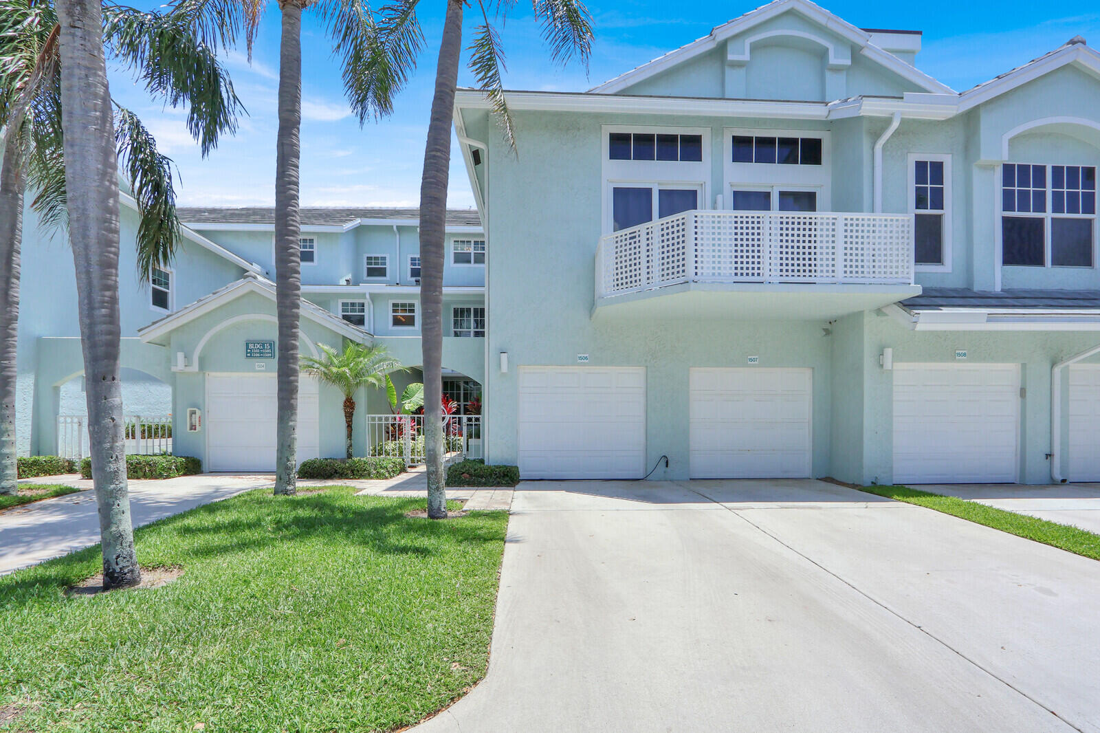 1506 Mizzenmast Way