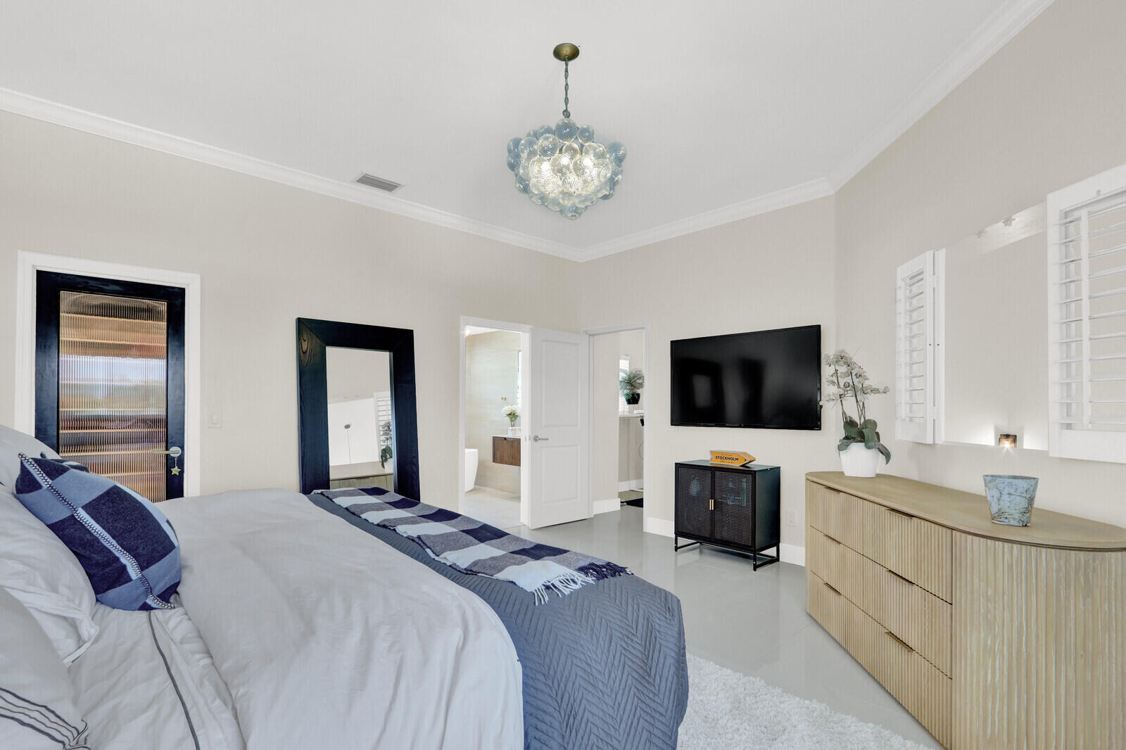 1506 Mizzenmast Way