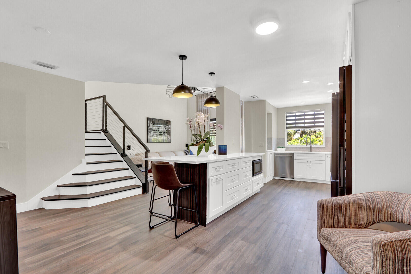 1506 Mizzenmast Way