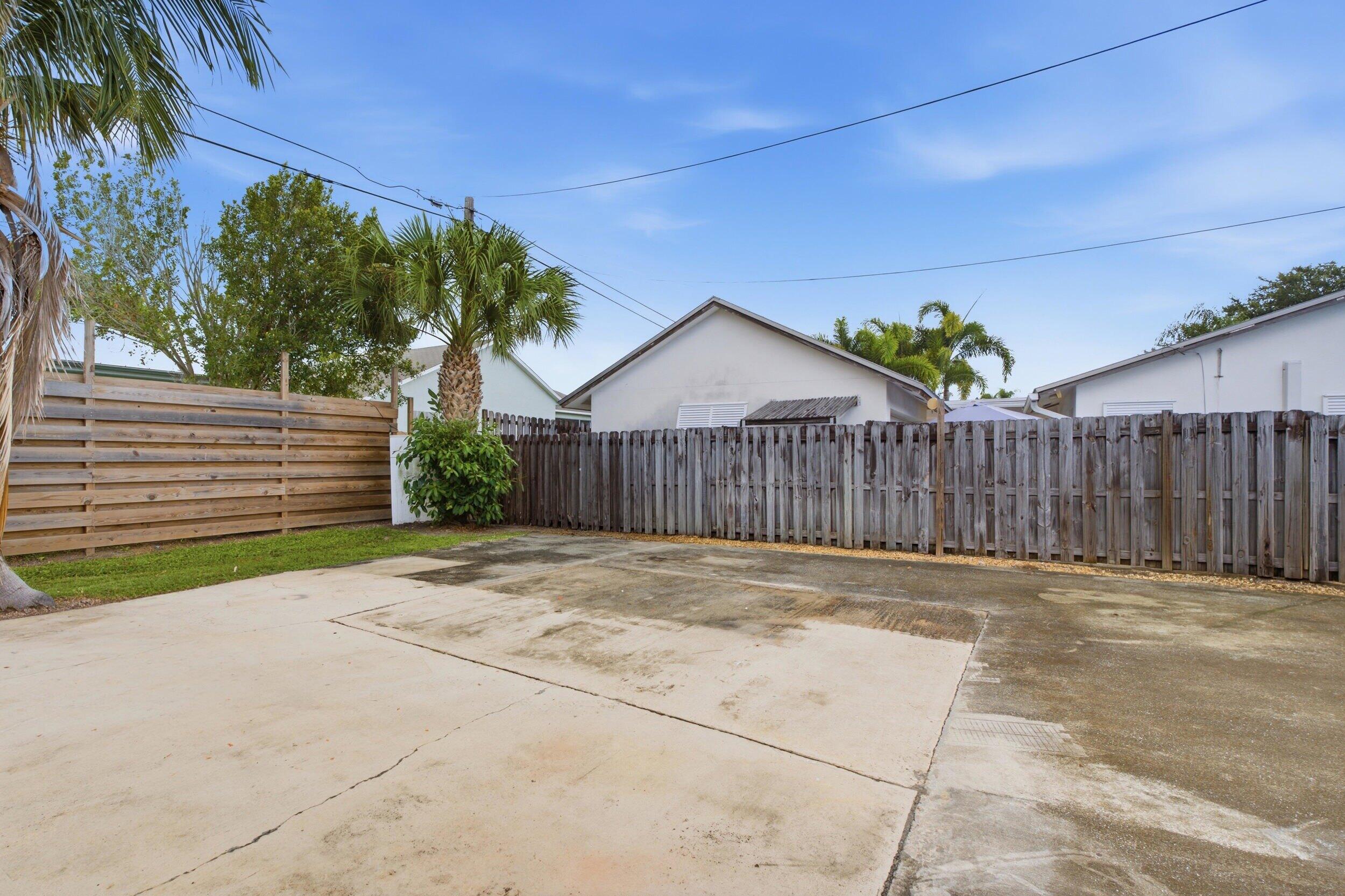 19074 SE FEARNLEY Drive
