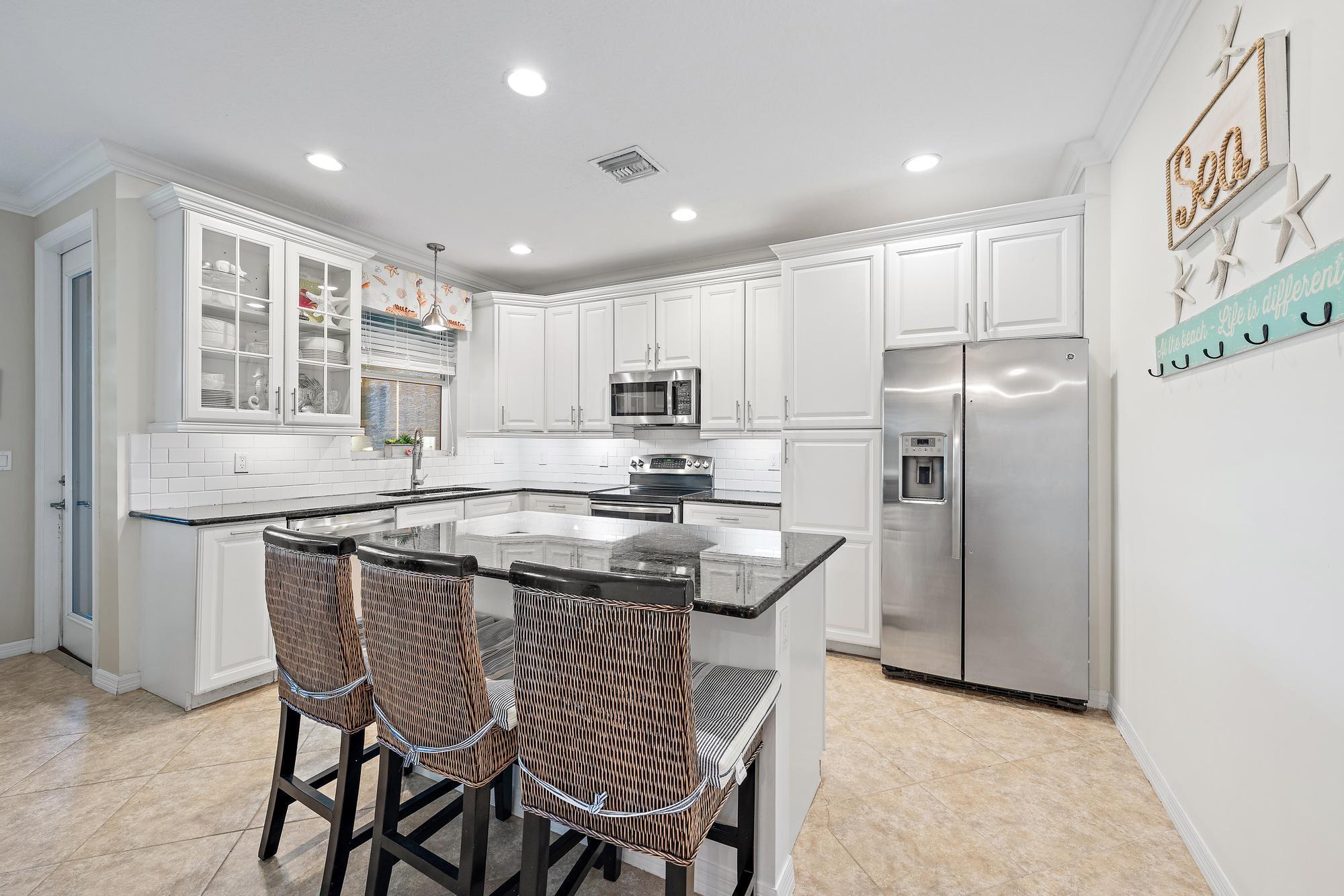 4673 MEDITERRANEAN Circle