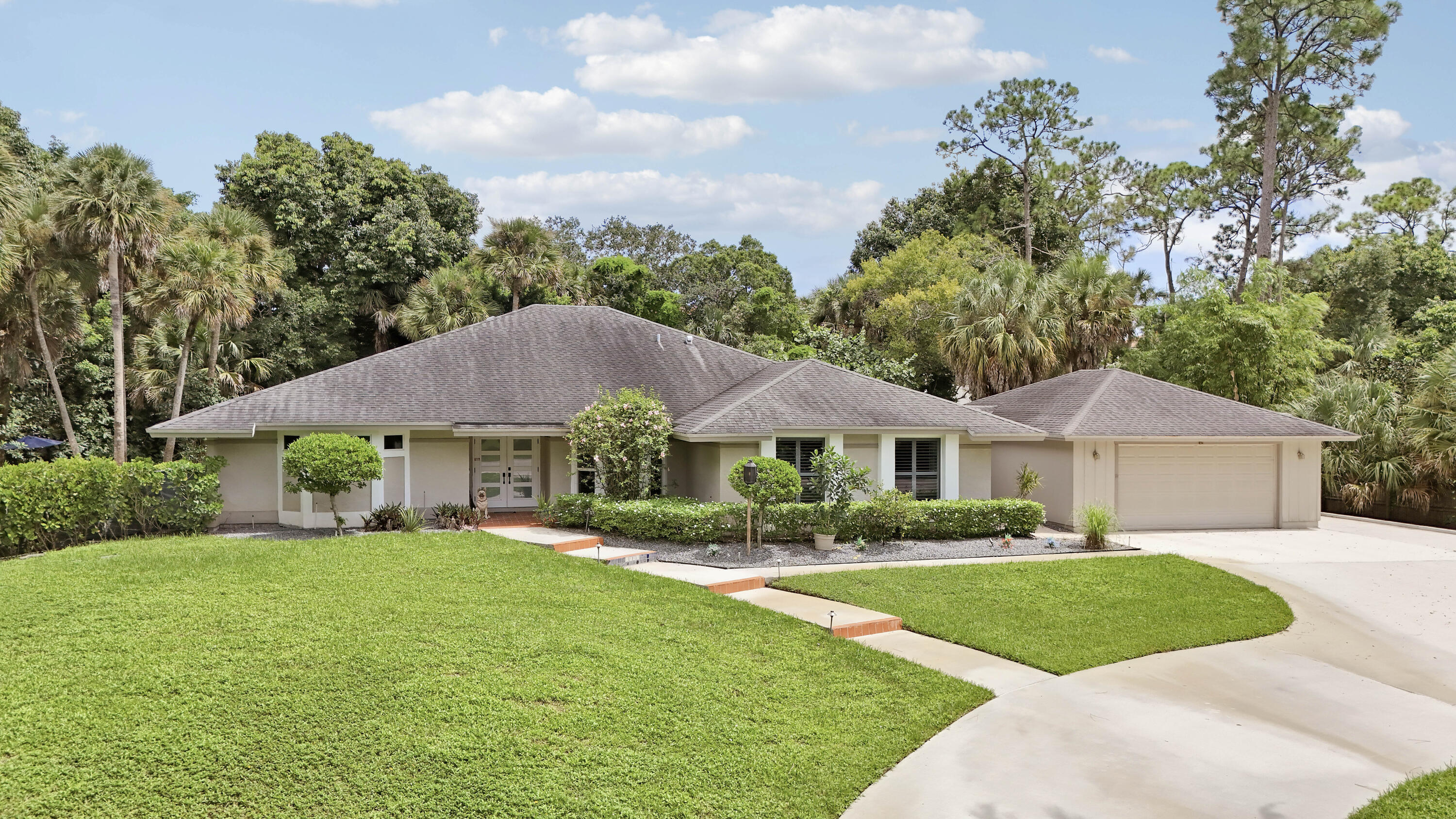 8552 Thousand Pines Circle