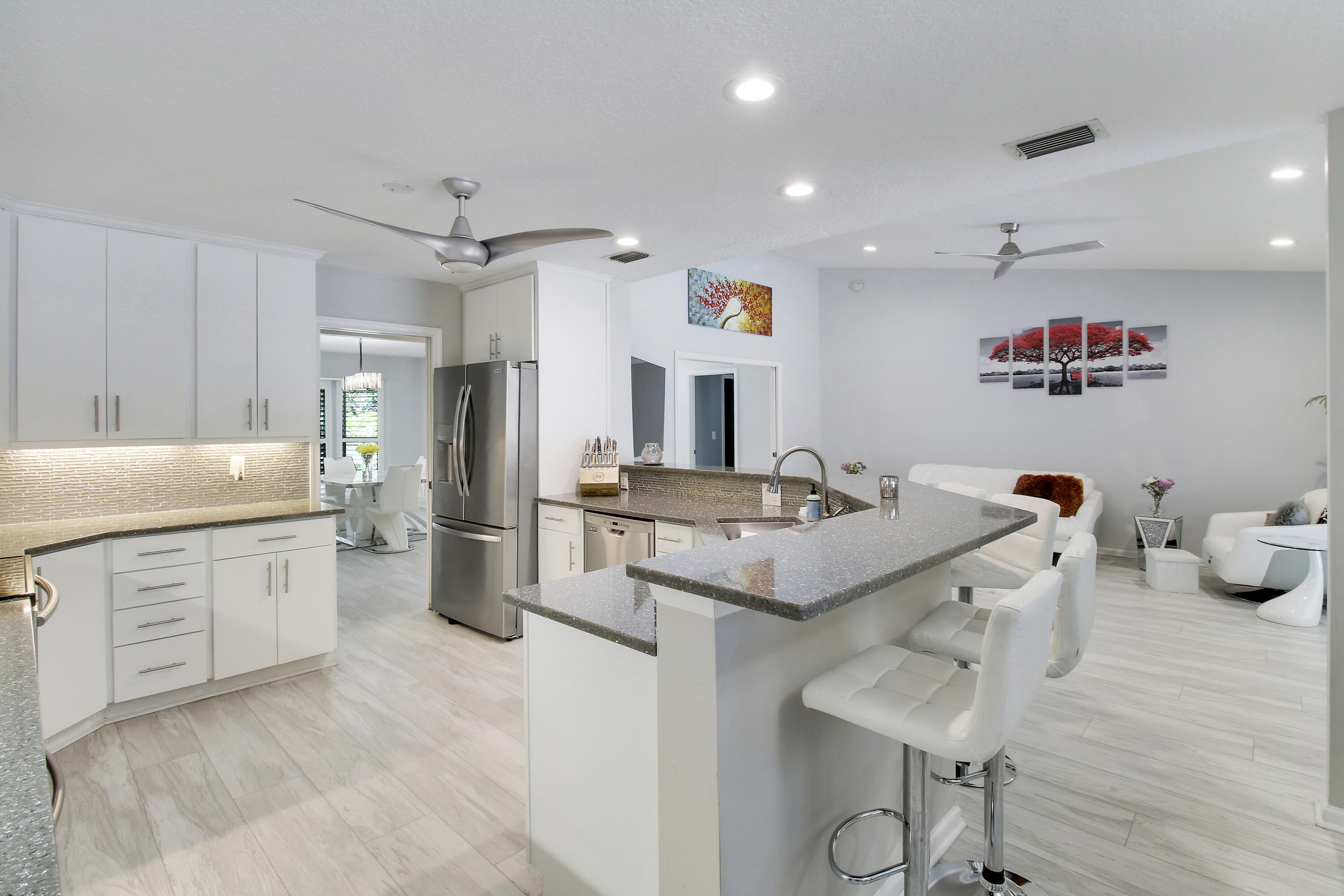 8552 Thousand Pines Circle