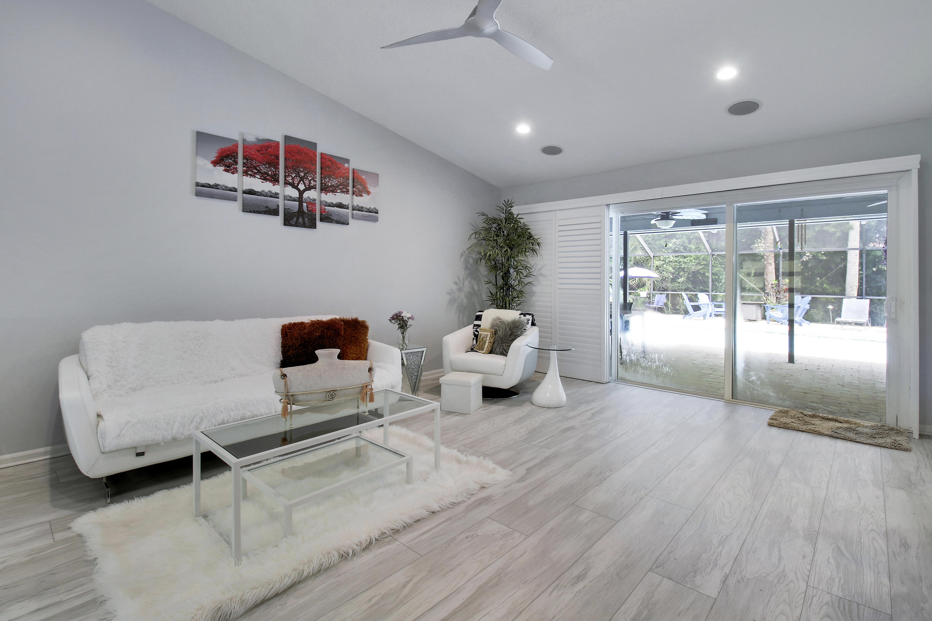 8552 Thousand Pines Circle
