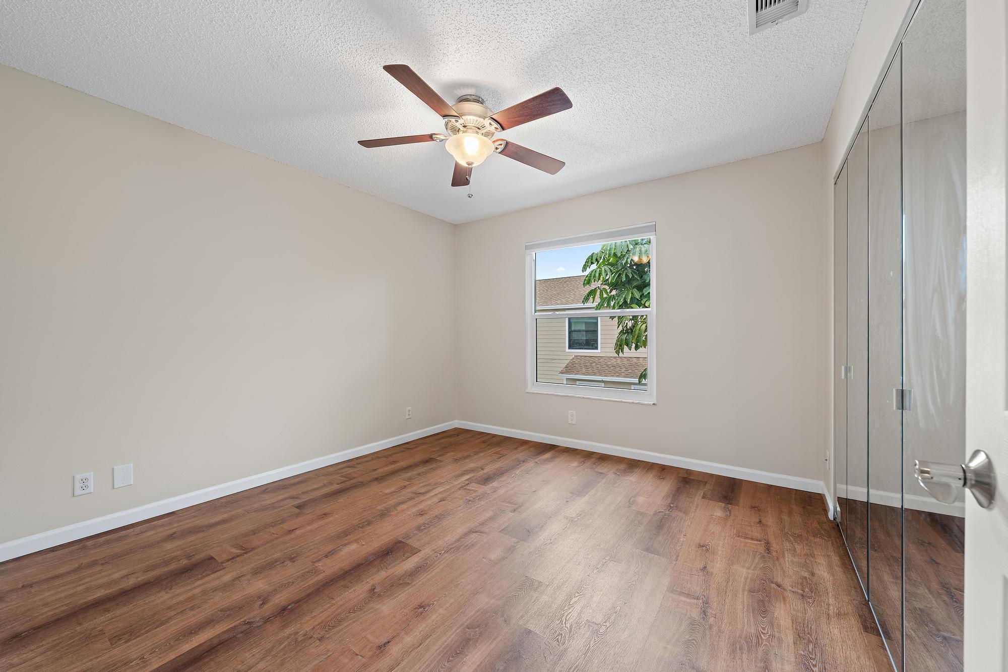 502 Lakewood Drive 10B