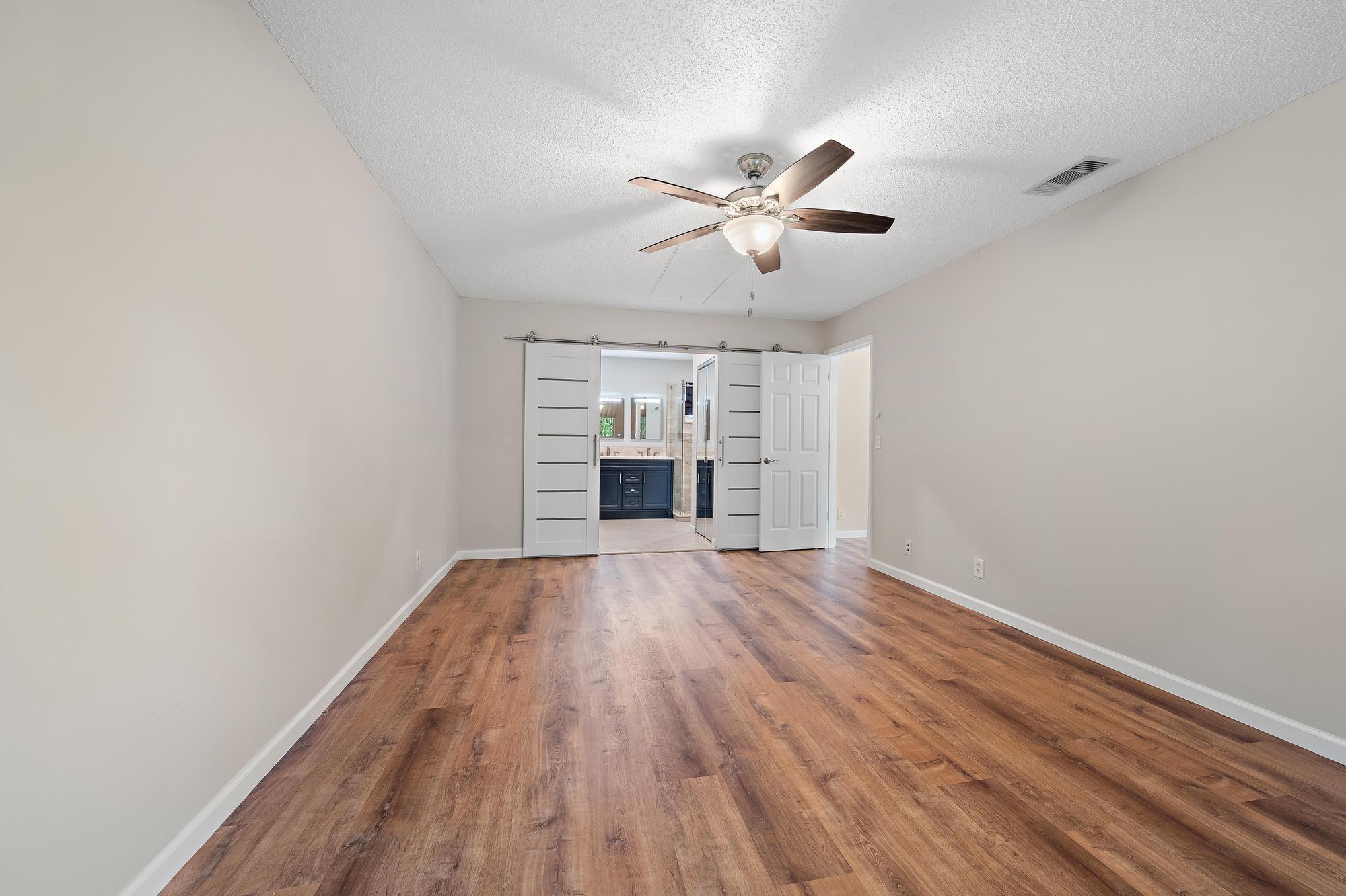 502 Lakewood Drive 10B