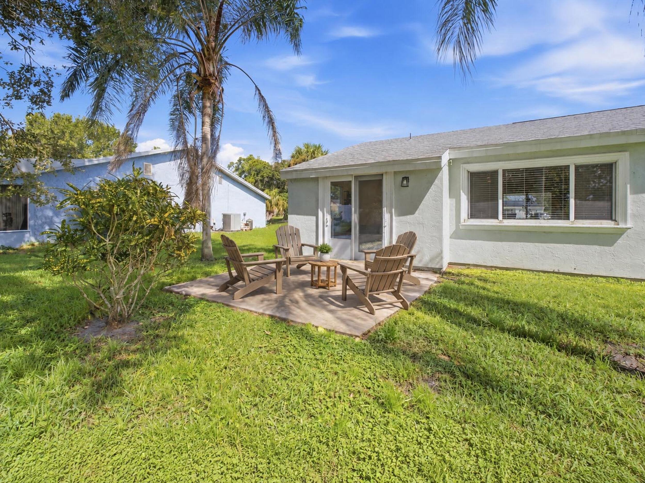 674 SW Old Briar Avenue, Port St. Lucie