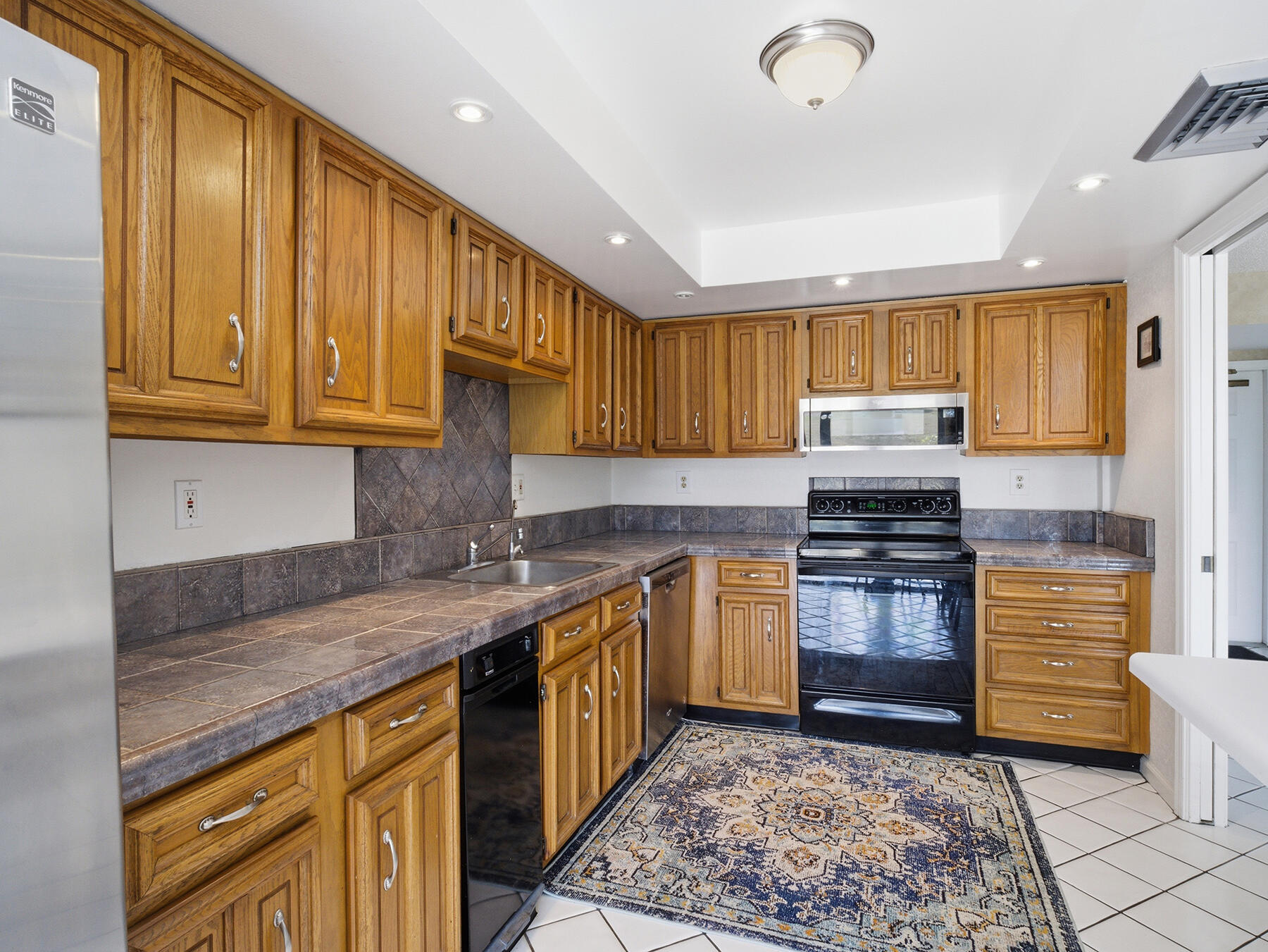 5390 WOODLAND LAKES Drive 104